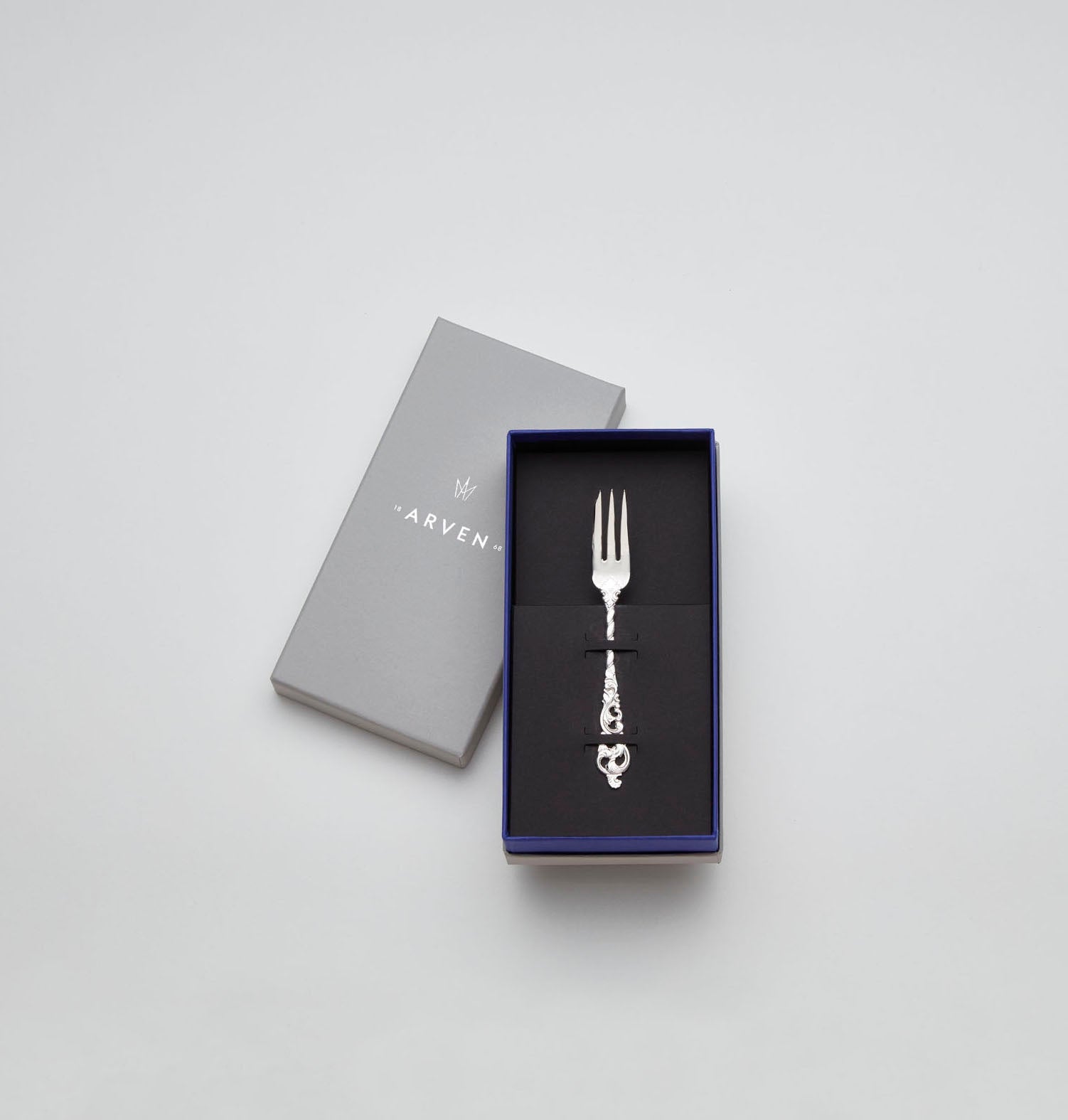 Double rococo cake fork