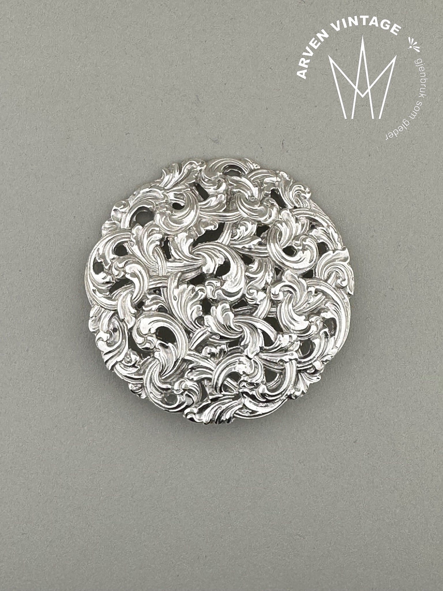 Vintage nasjonalromantisk brosje sølv