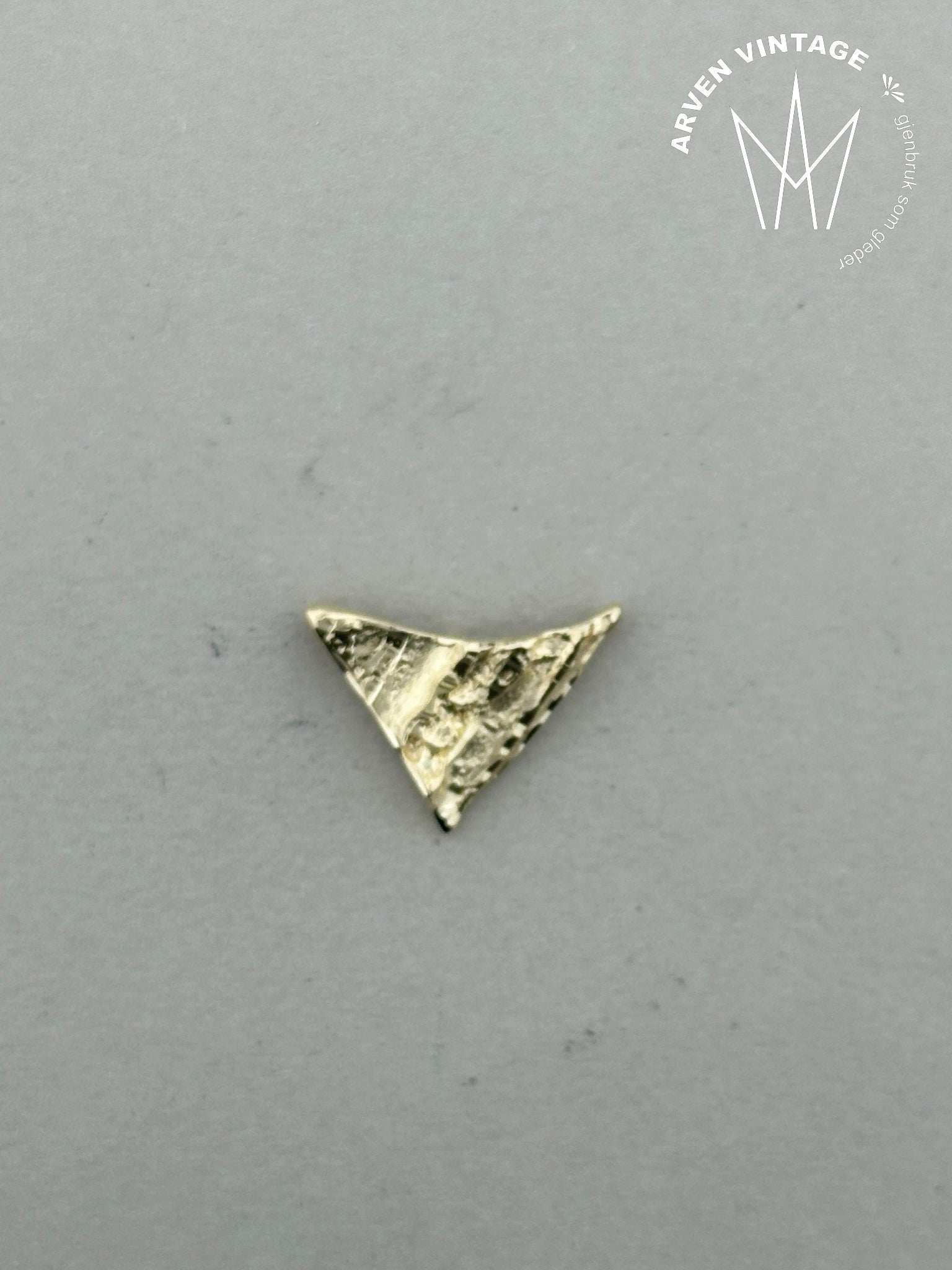 Vintage pendant yellow gold