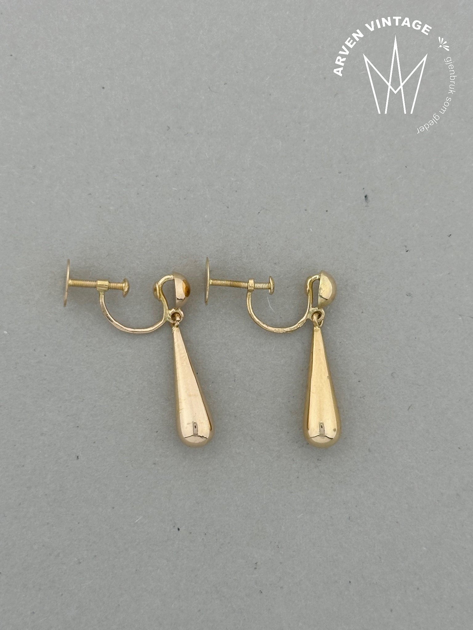 Vintage drop earrings yellow gold with screw lock