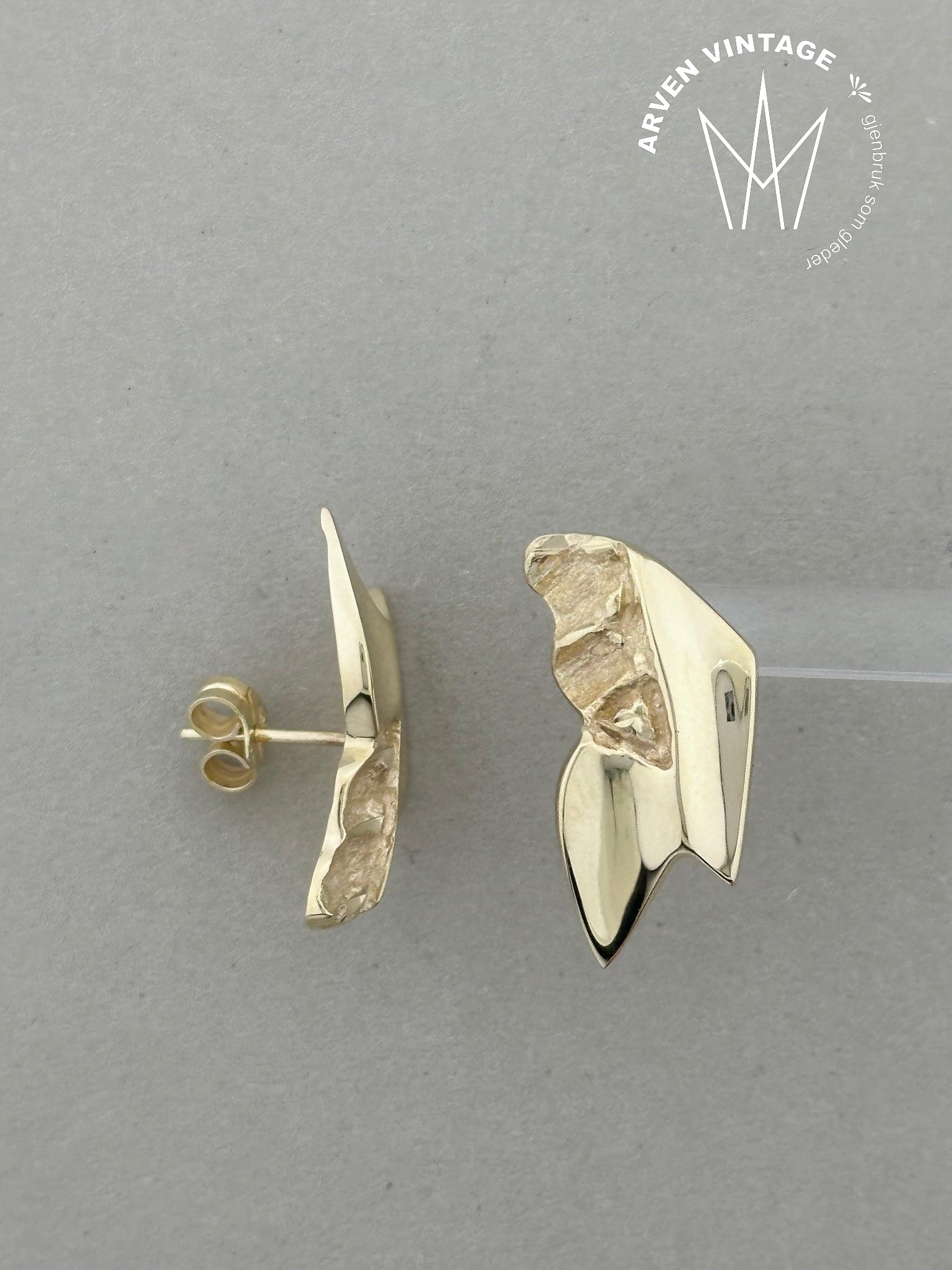 Vintage earrings yellow gold