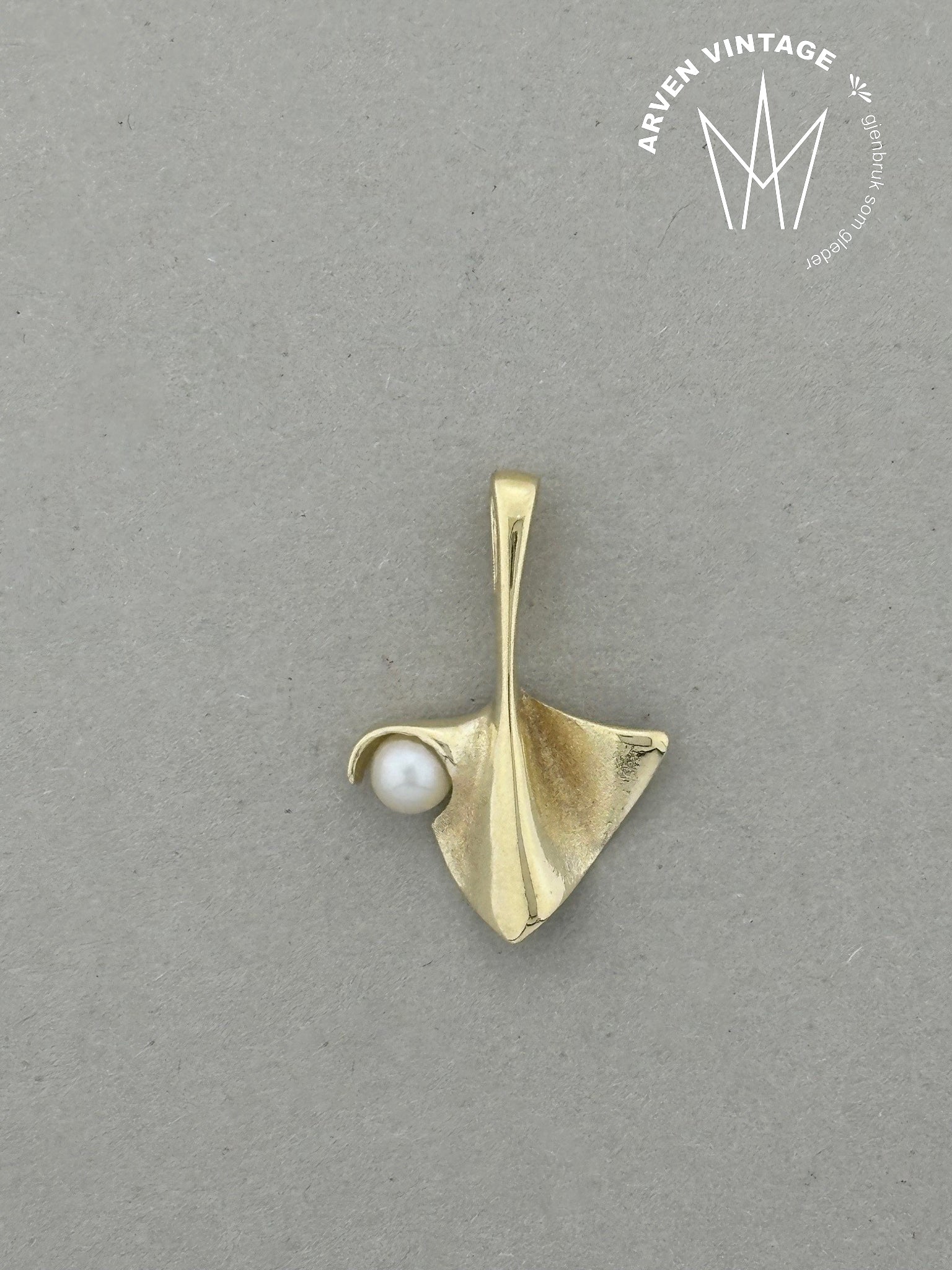 Vintage anheng gult gull med perle