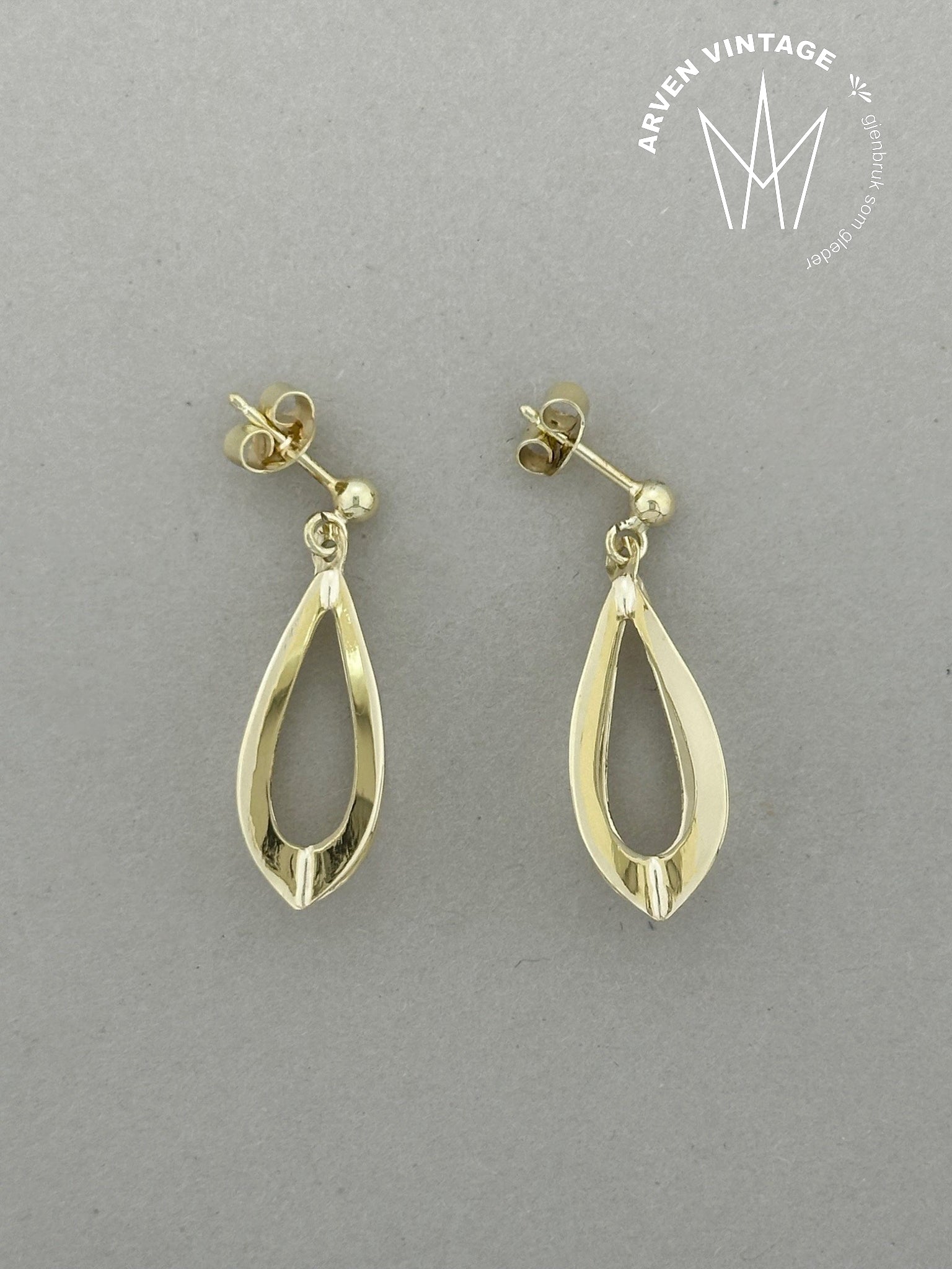 Vintage earrings yellow gold