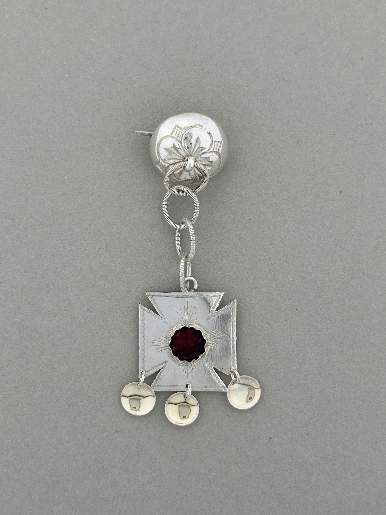 Vintage simple necklace with red stone
