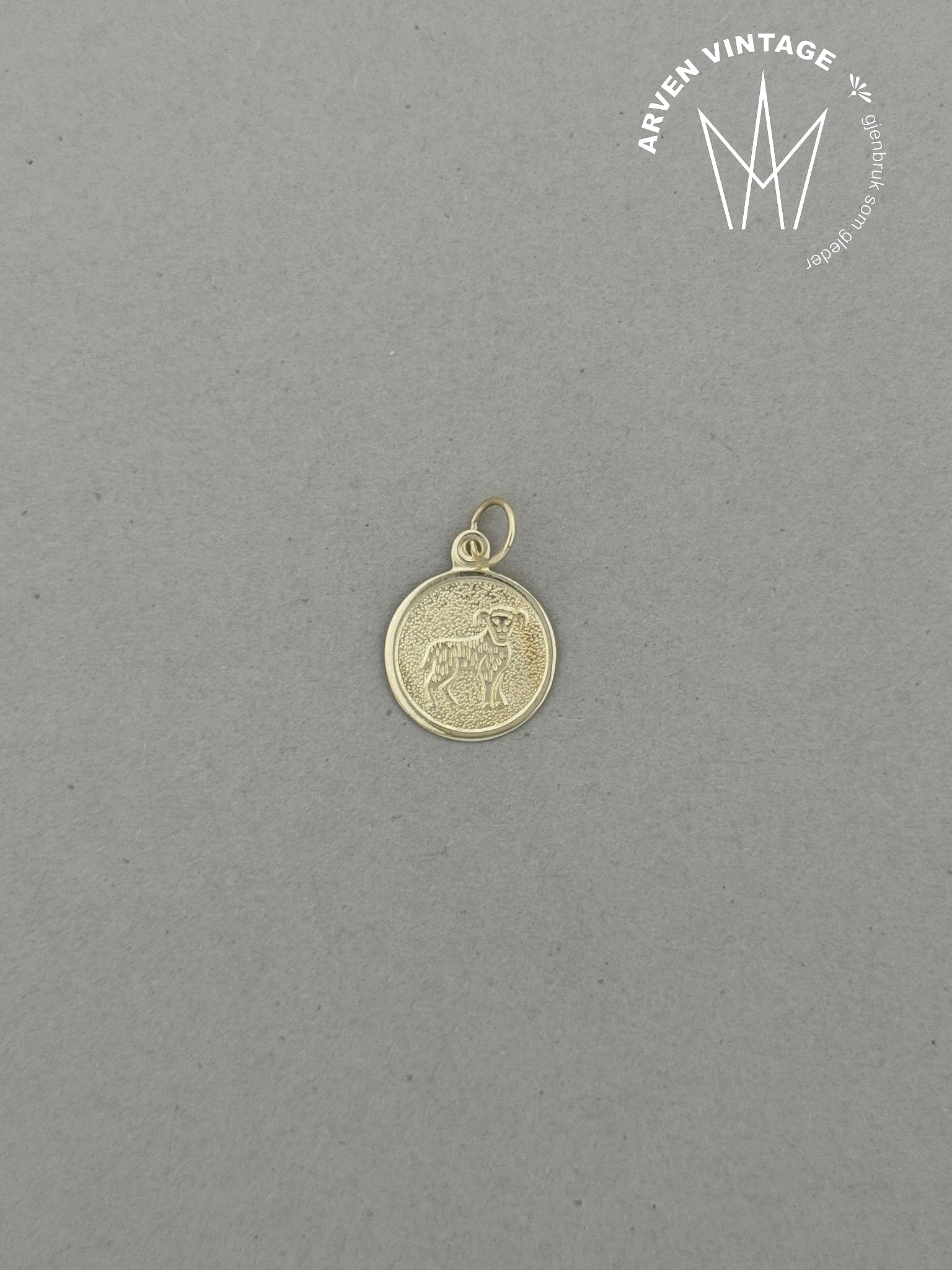 Vintage Aries pendant yellow gold