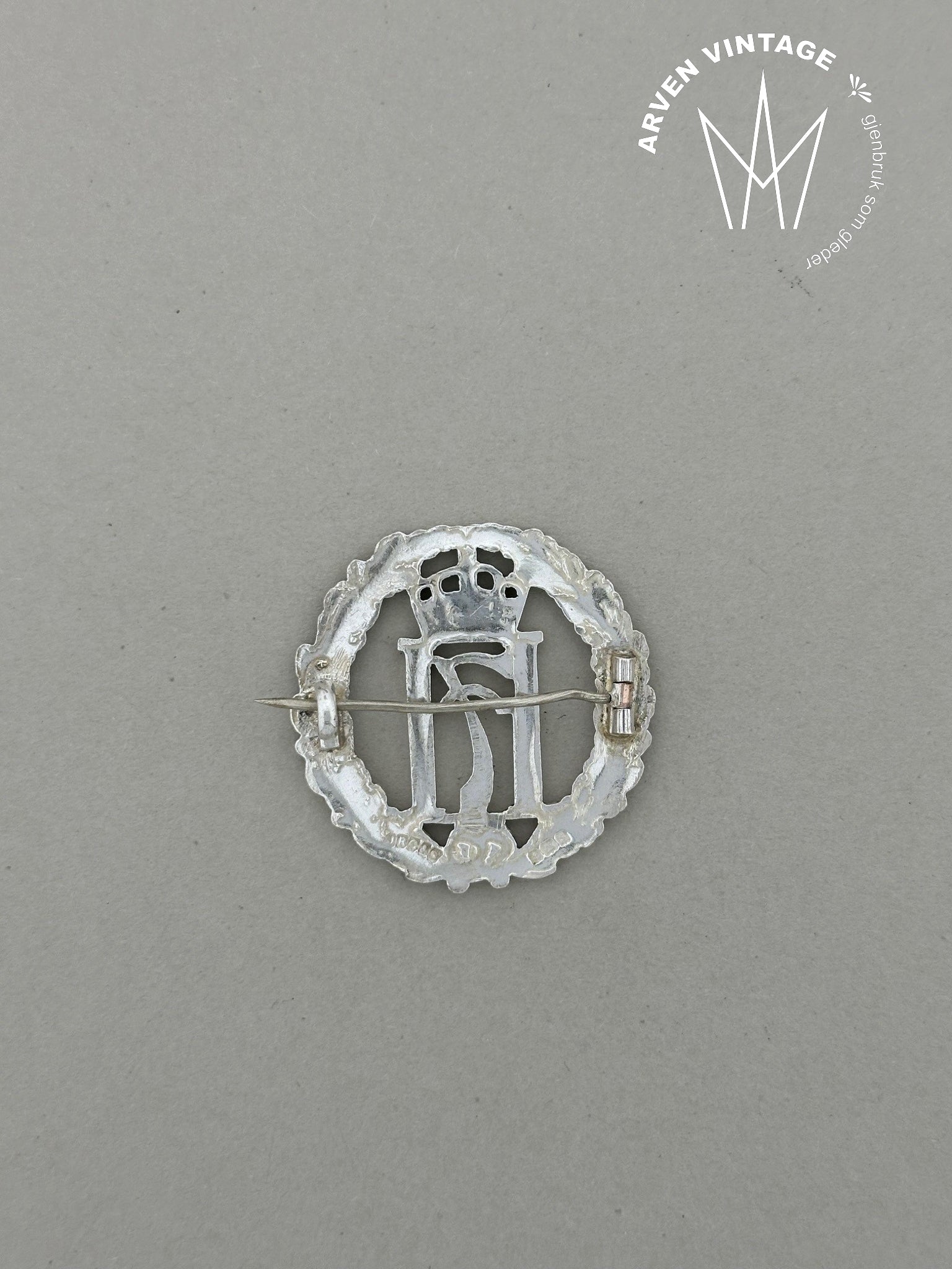 Vintage Harald 7 silver brooch