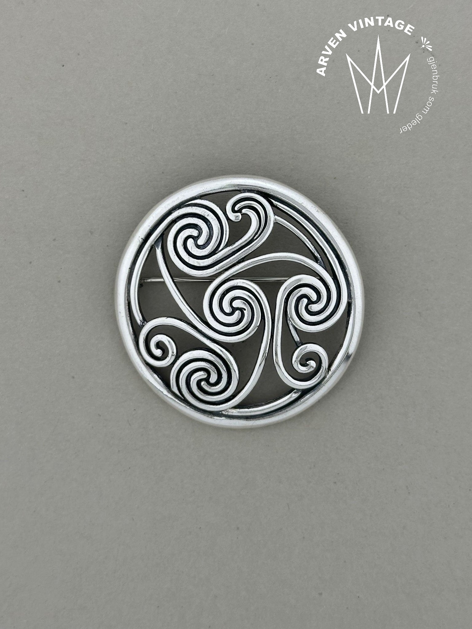 Vintage oxidized silver brooch