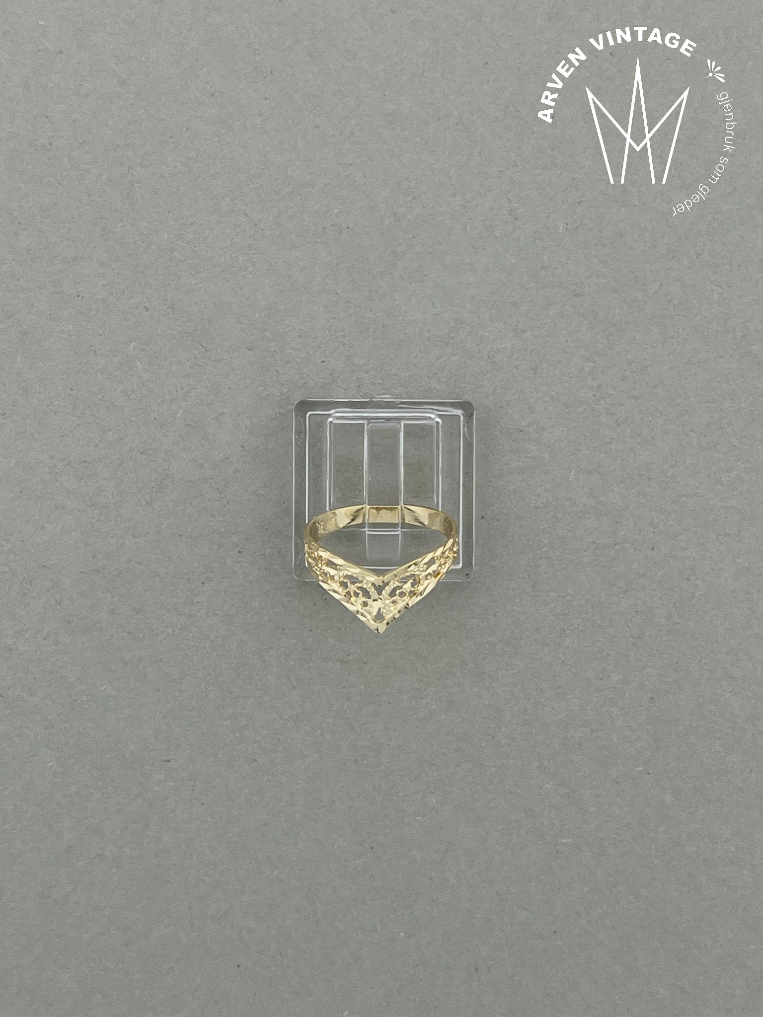 Vintage ring yellow gold size 48