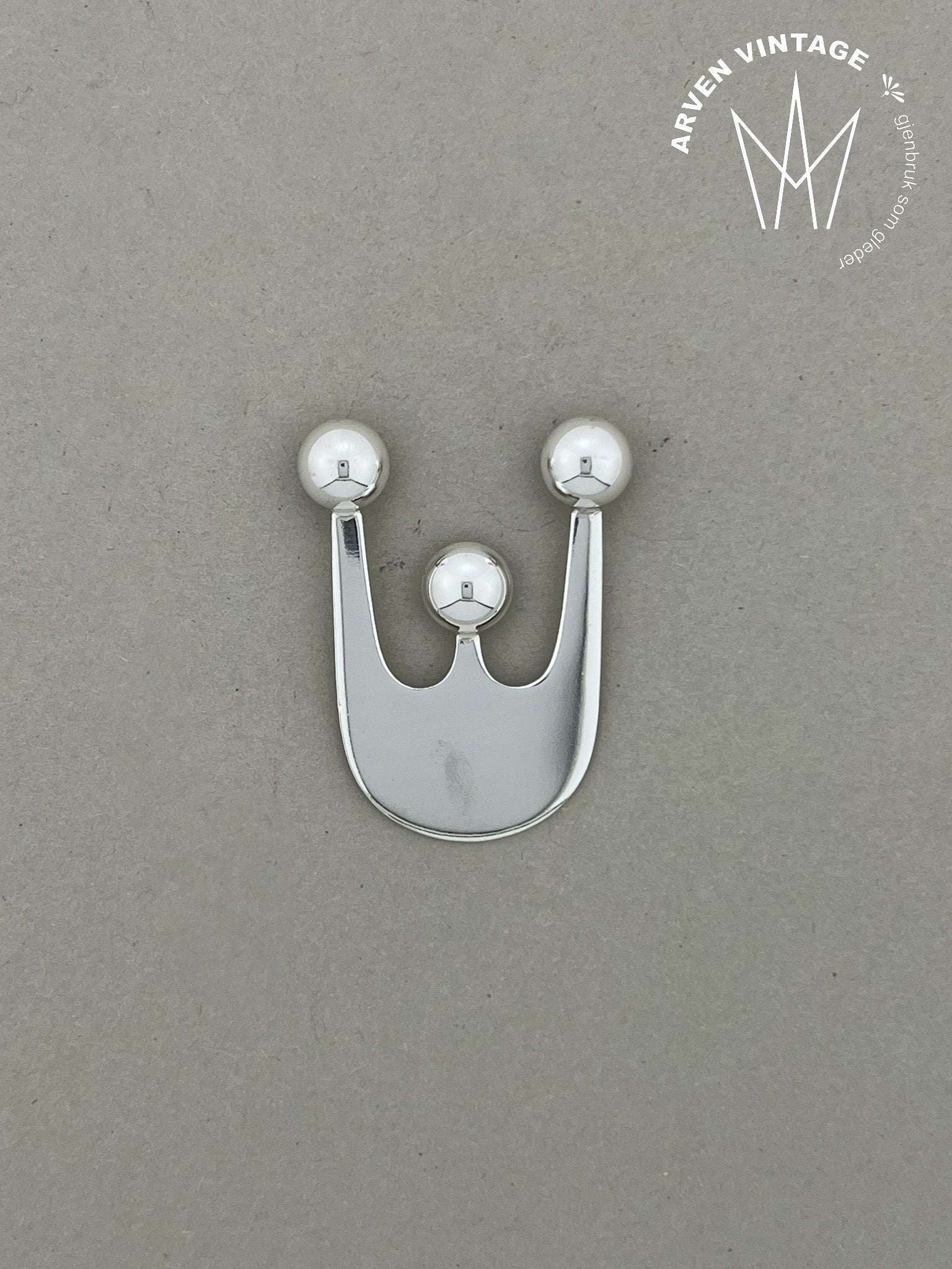 Vintage silver pendant