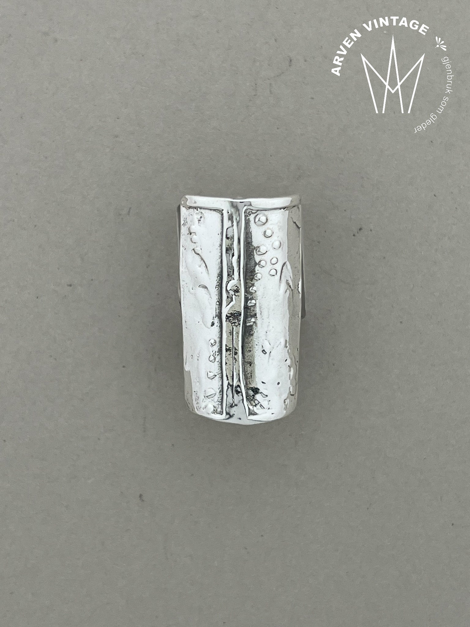 Vintage silver ring size 53