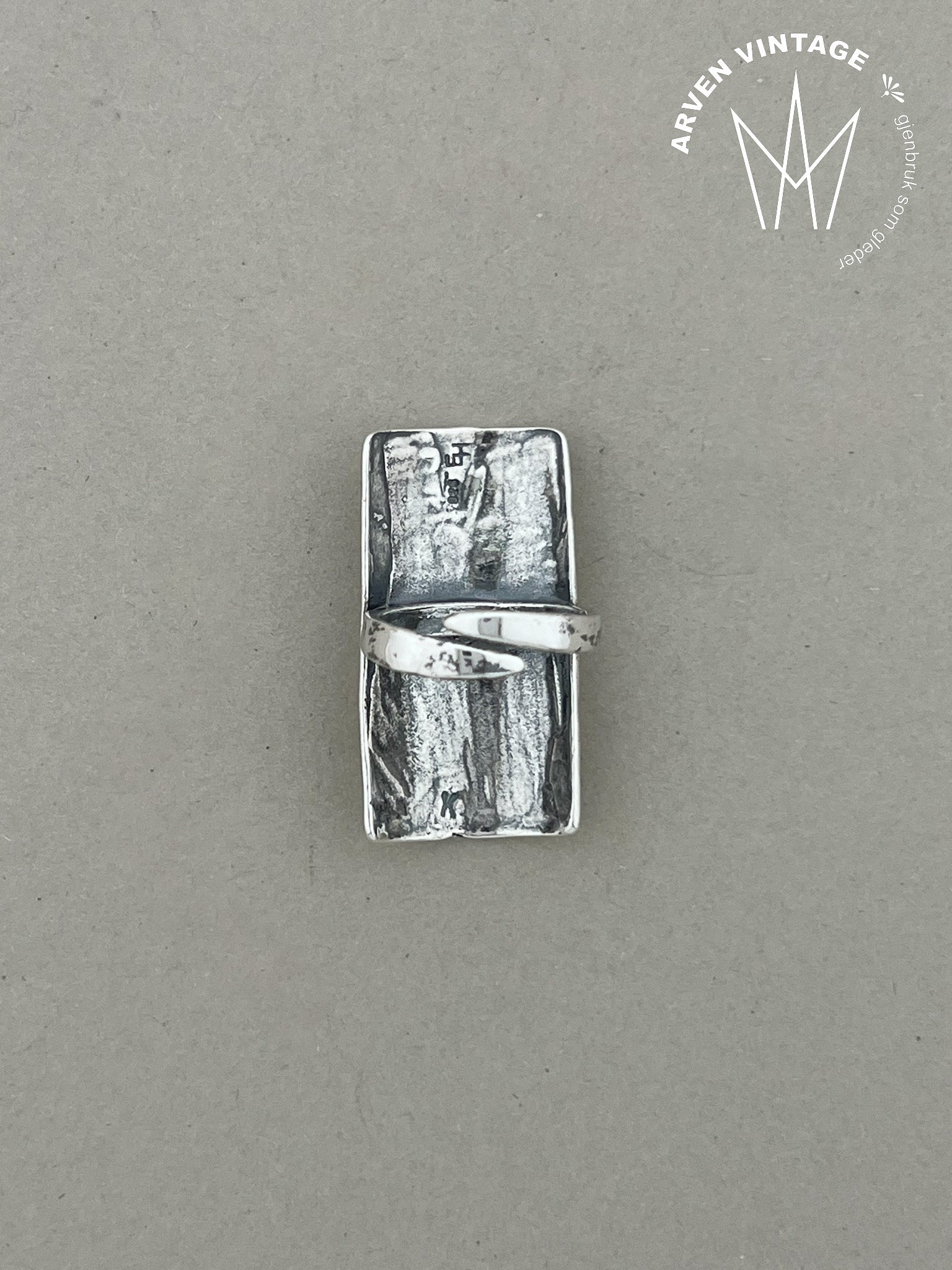 Vintage silver ring size 53
