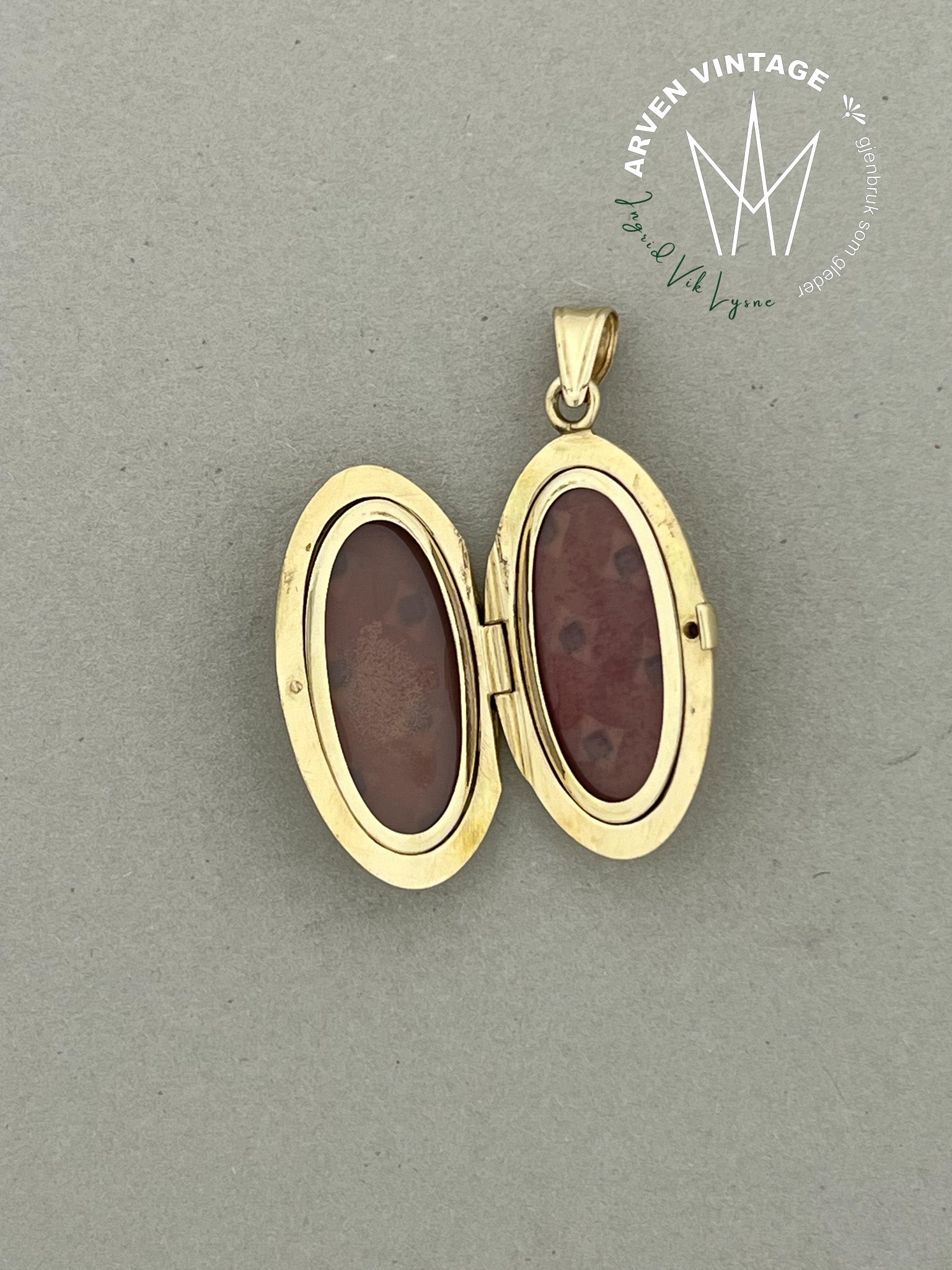 Vintage medaljong anheng gult gull