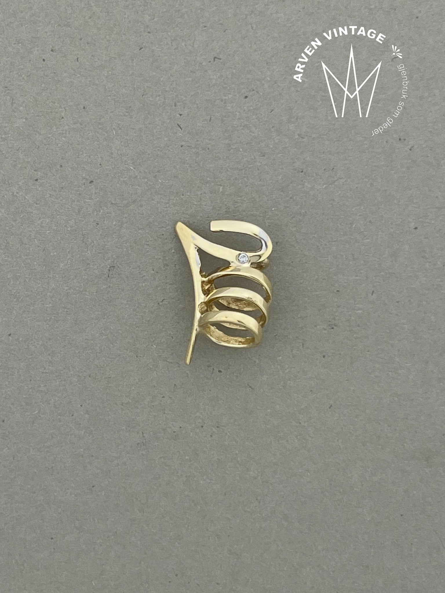 Vintage diamntanheng gult gull