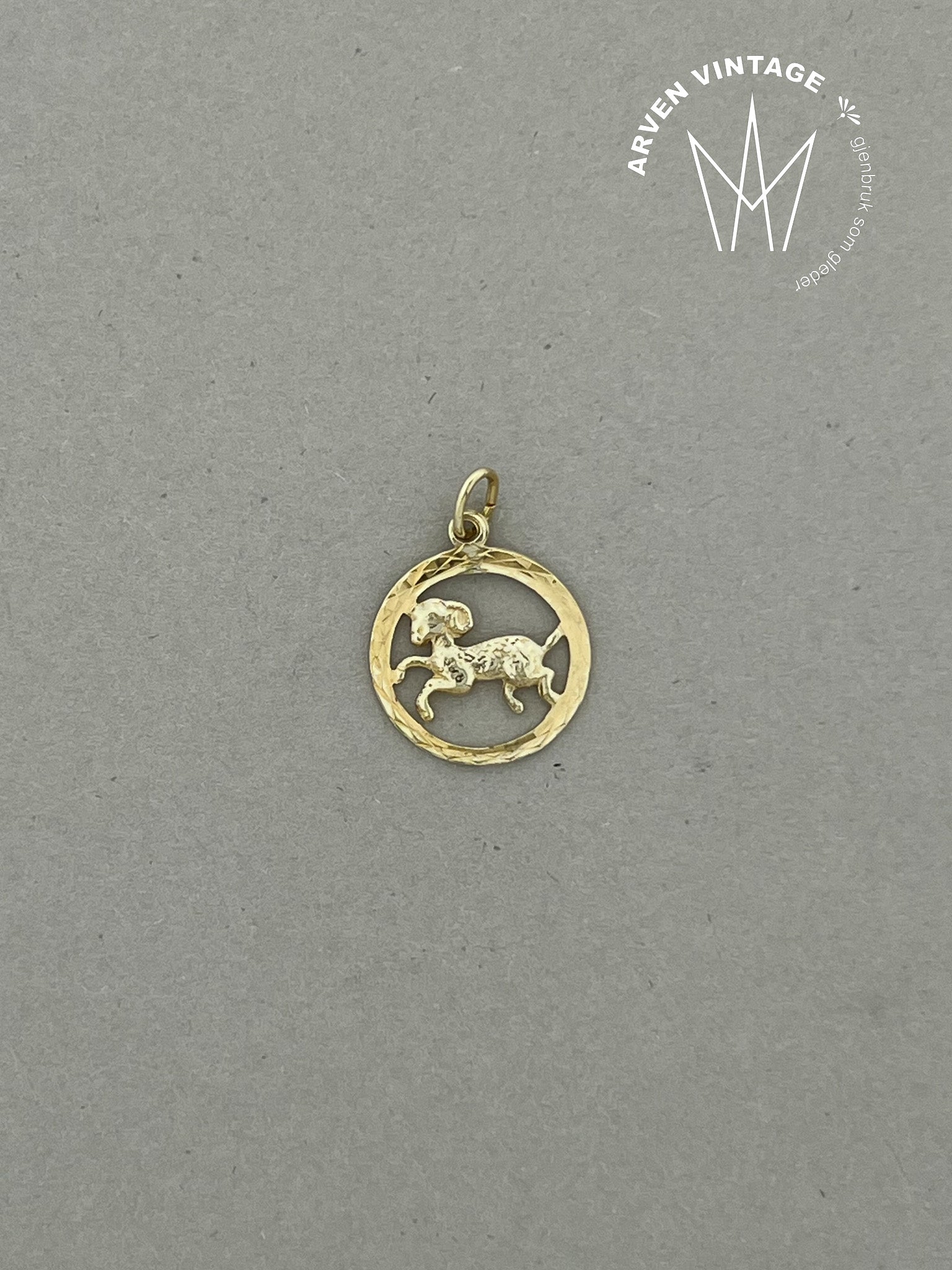 Vintage anheng gult gull