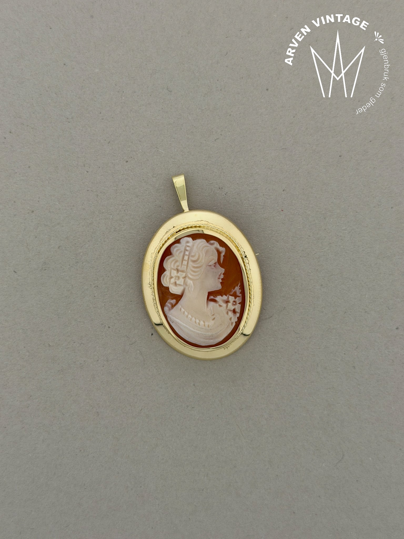 Vintage anheng/brosje gult gull