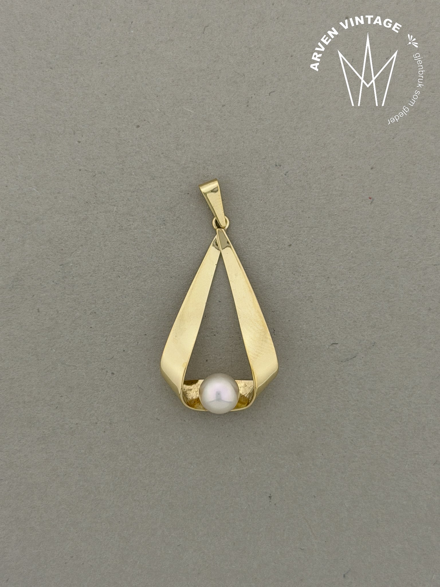 Vintage perleanheng gult gull