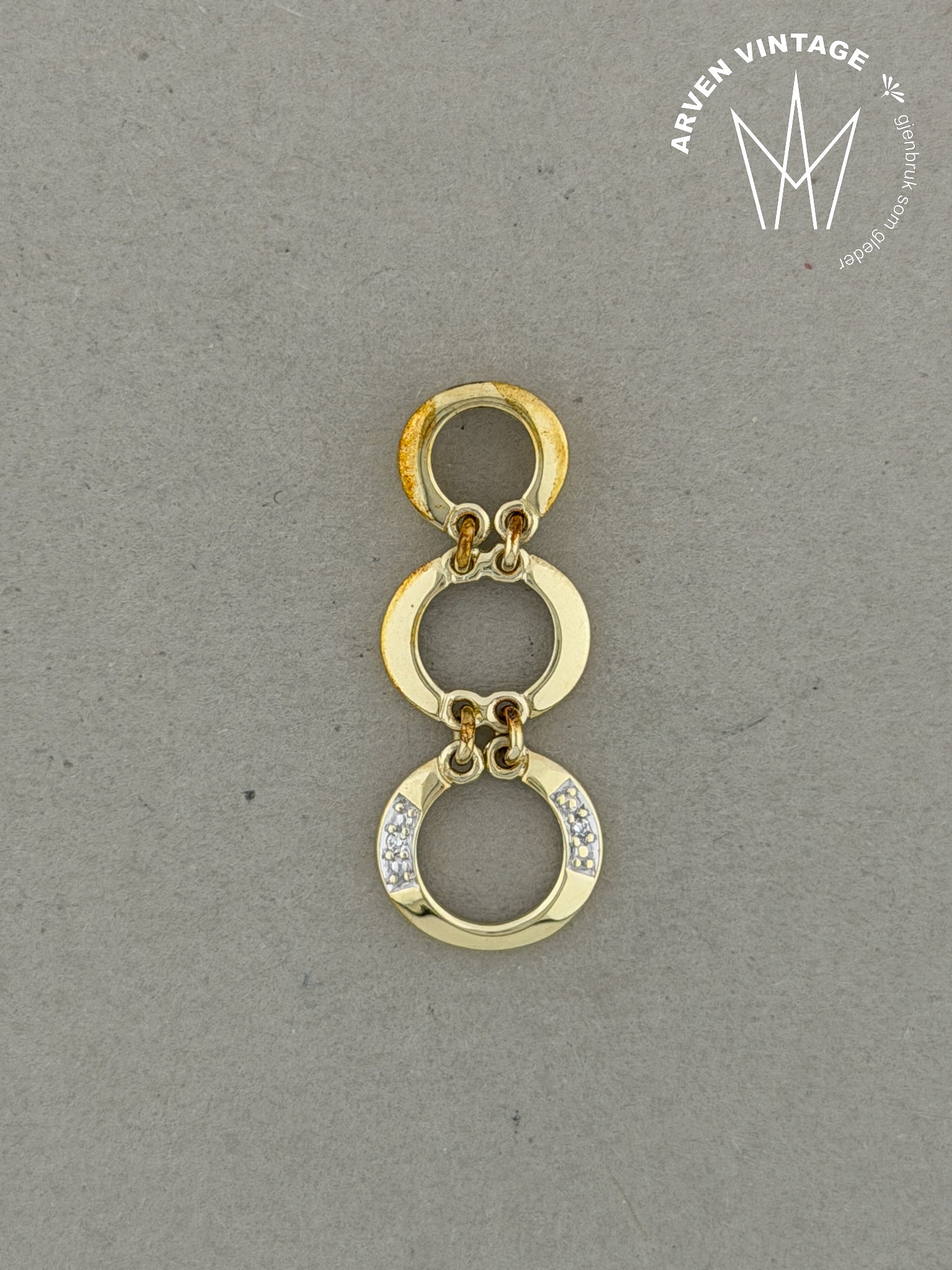 Vintage diamantanheng gult gull