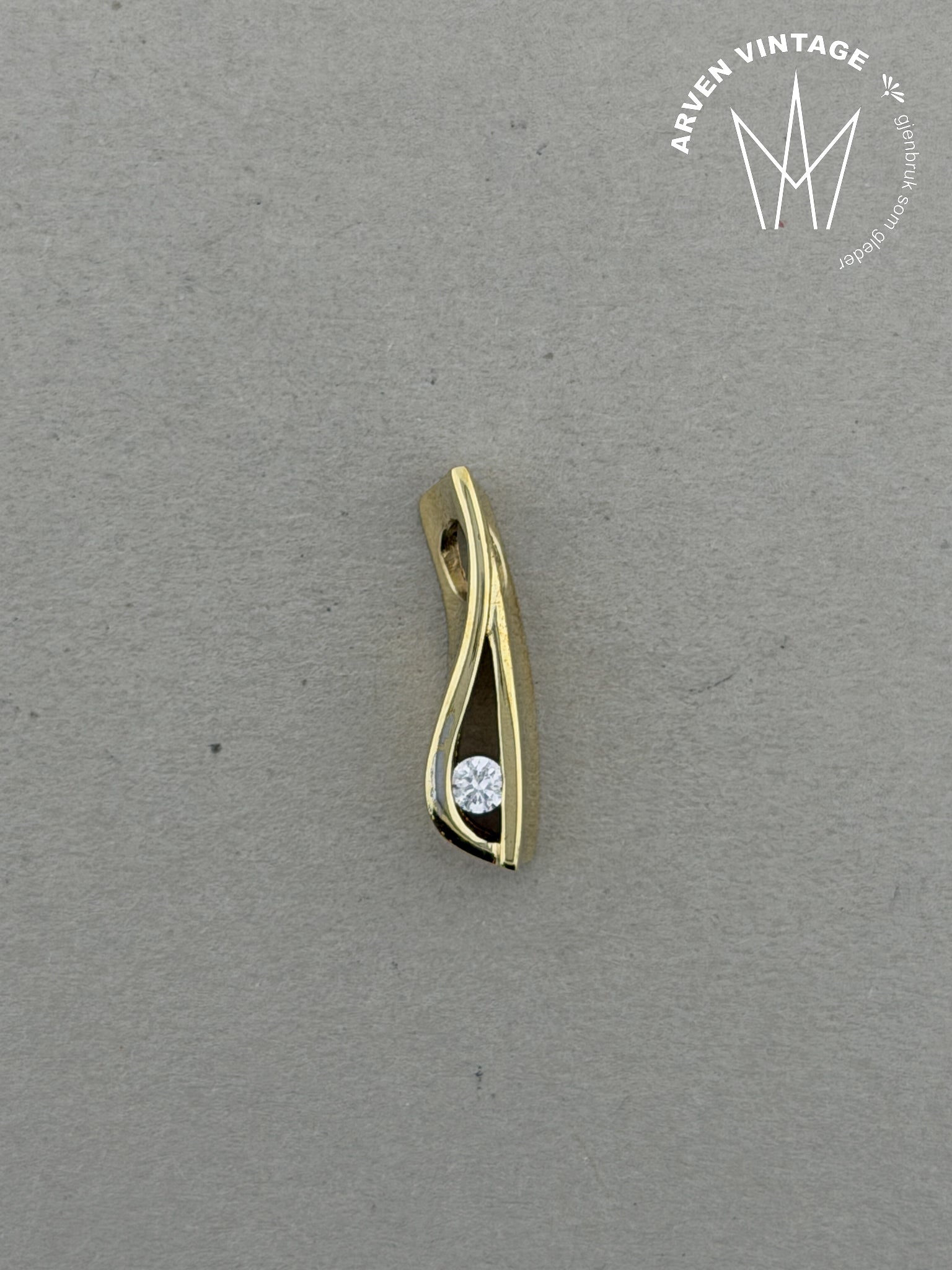 Vintage diamantanheng gult gull
