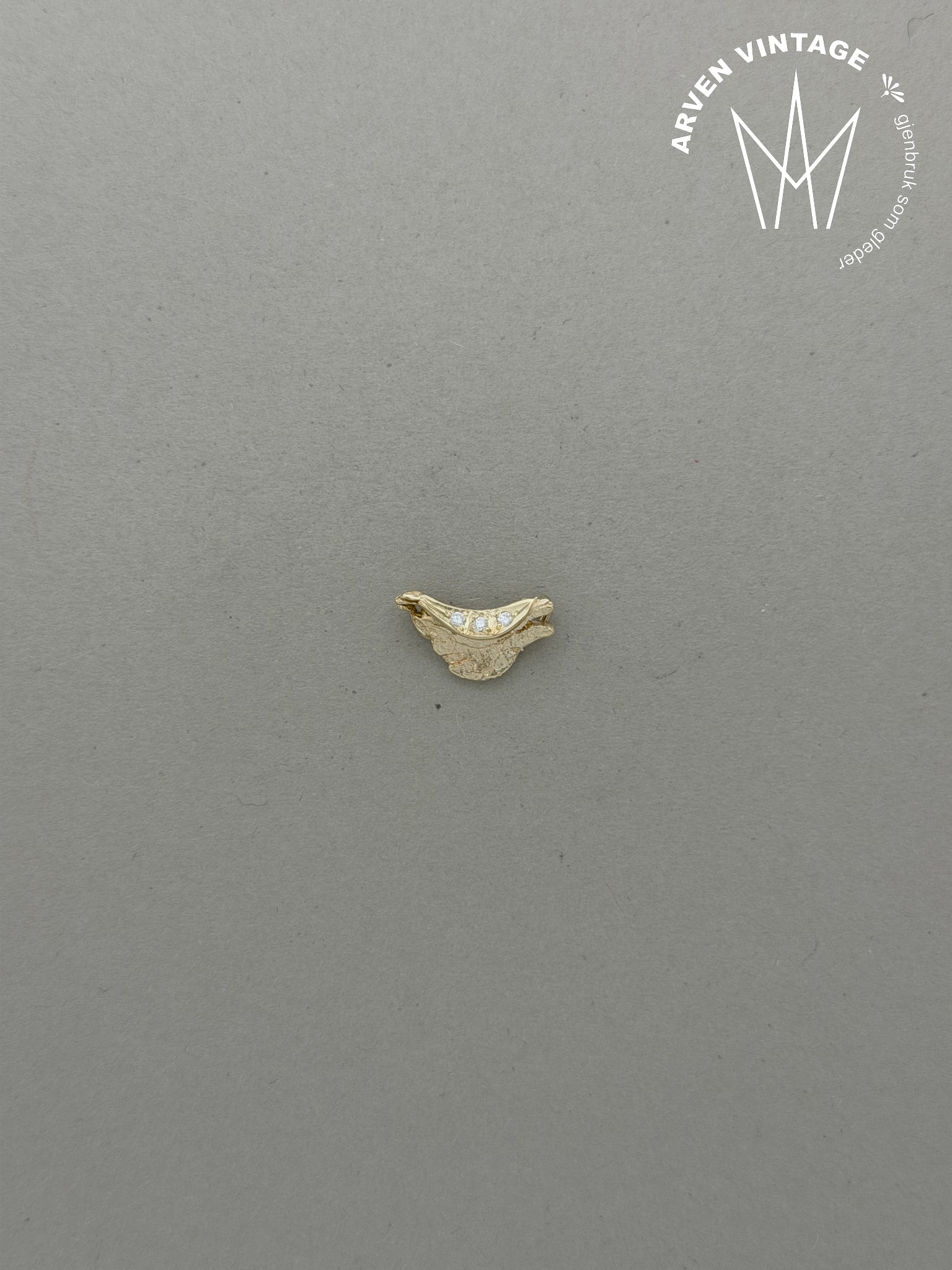 Vintage diamantanheng gult gull