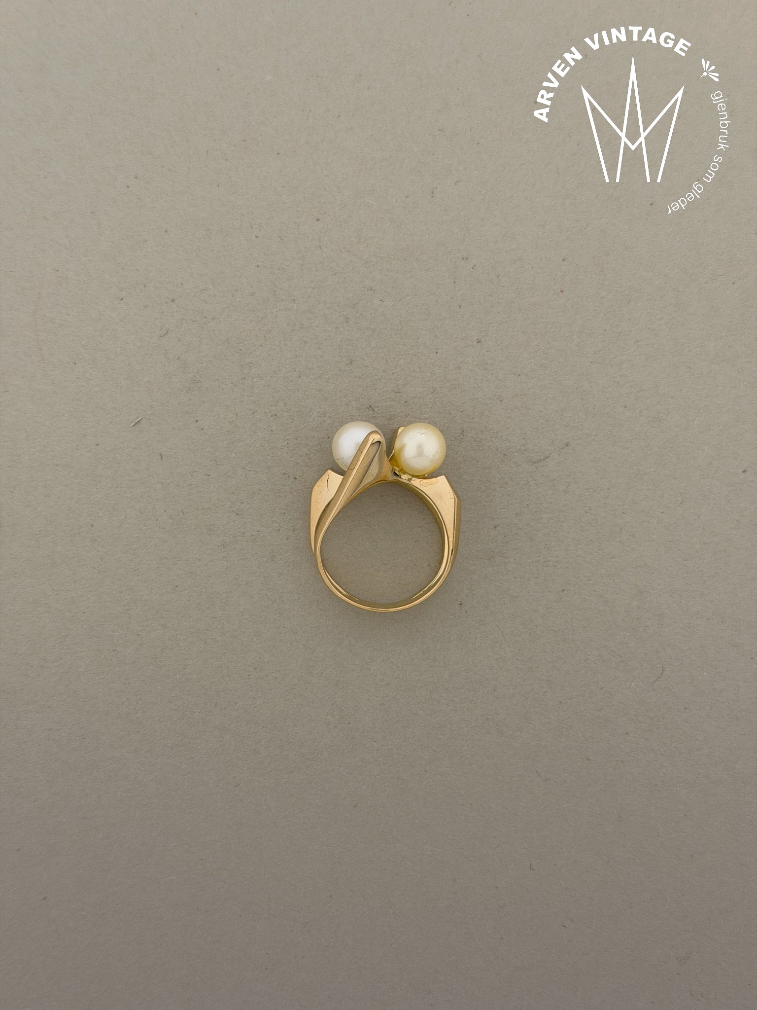Vintage perlering gult gull str 51