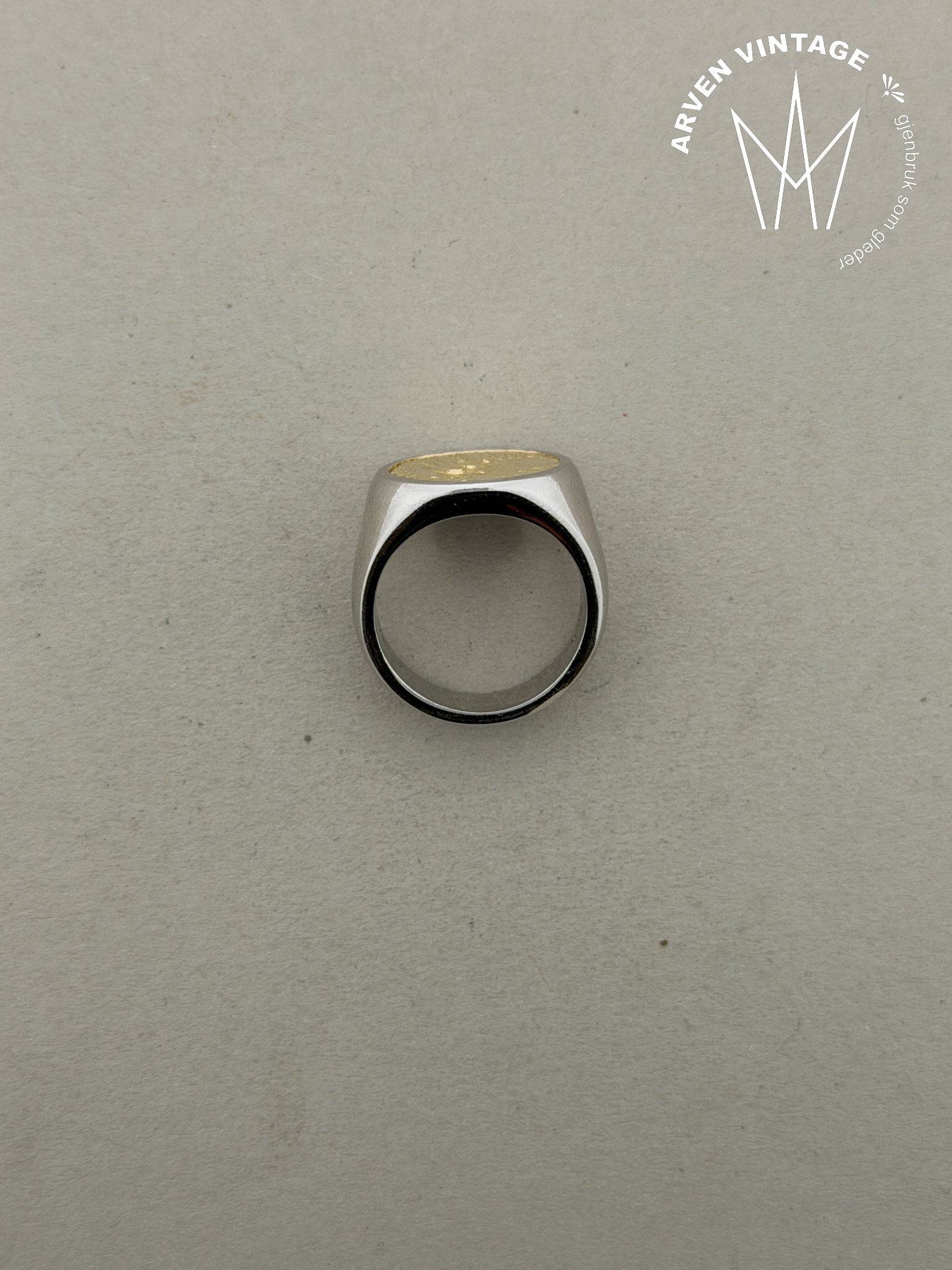 Vintage sølv signetring med gulldekor str 54