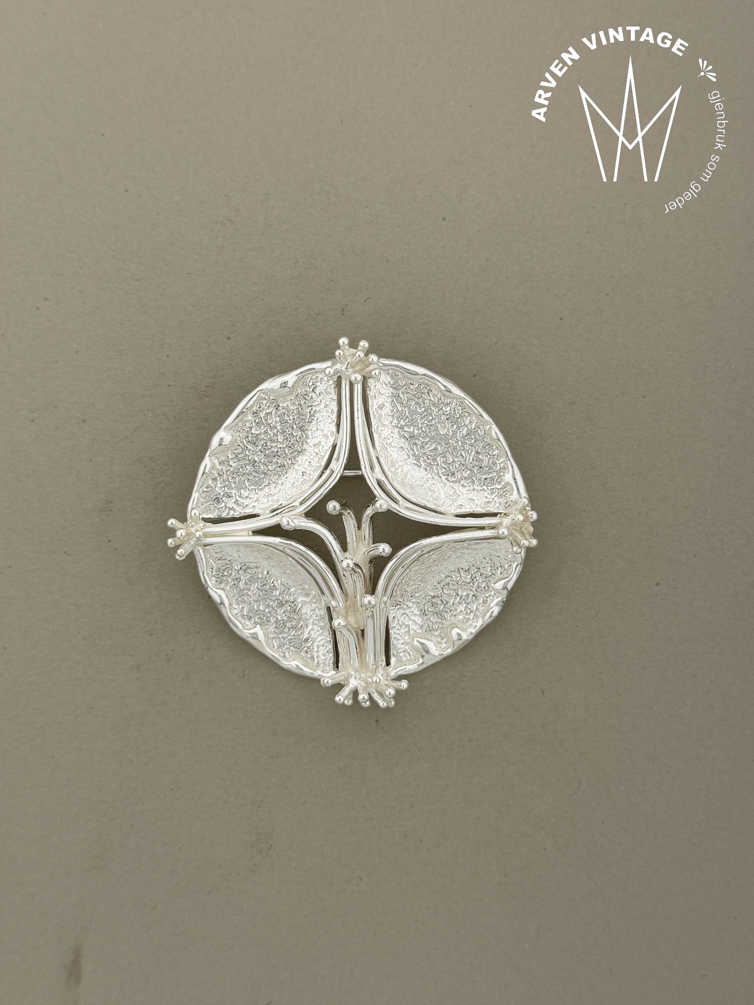 Vintage sølvbrosje