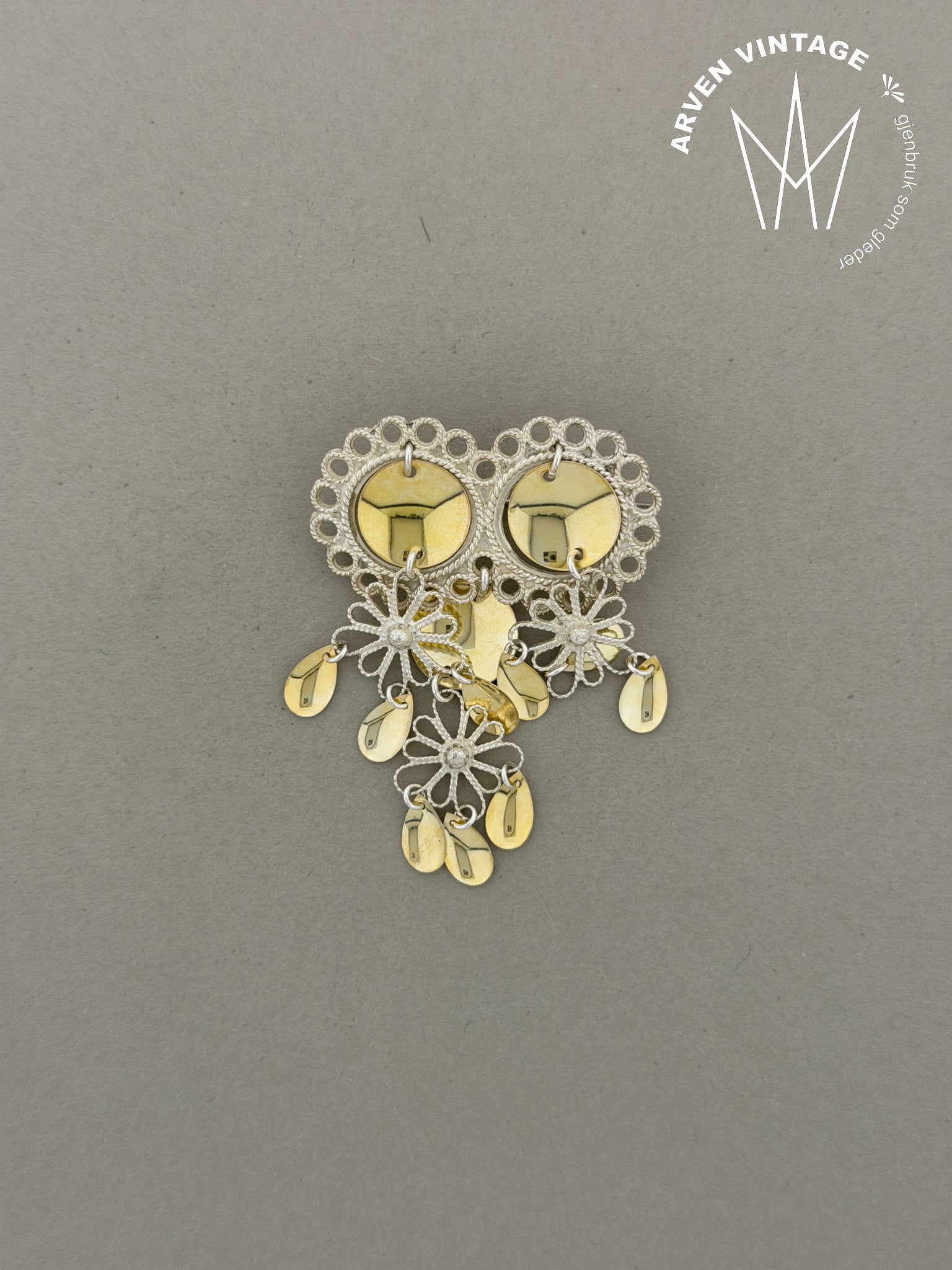 Vintage halssølje med forgylte løv