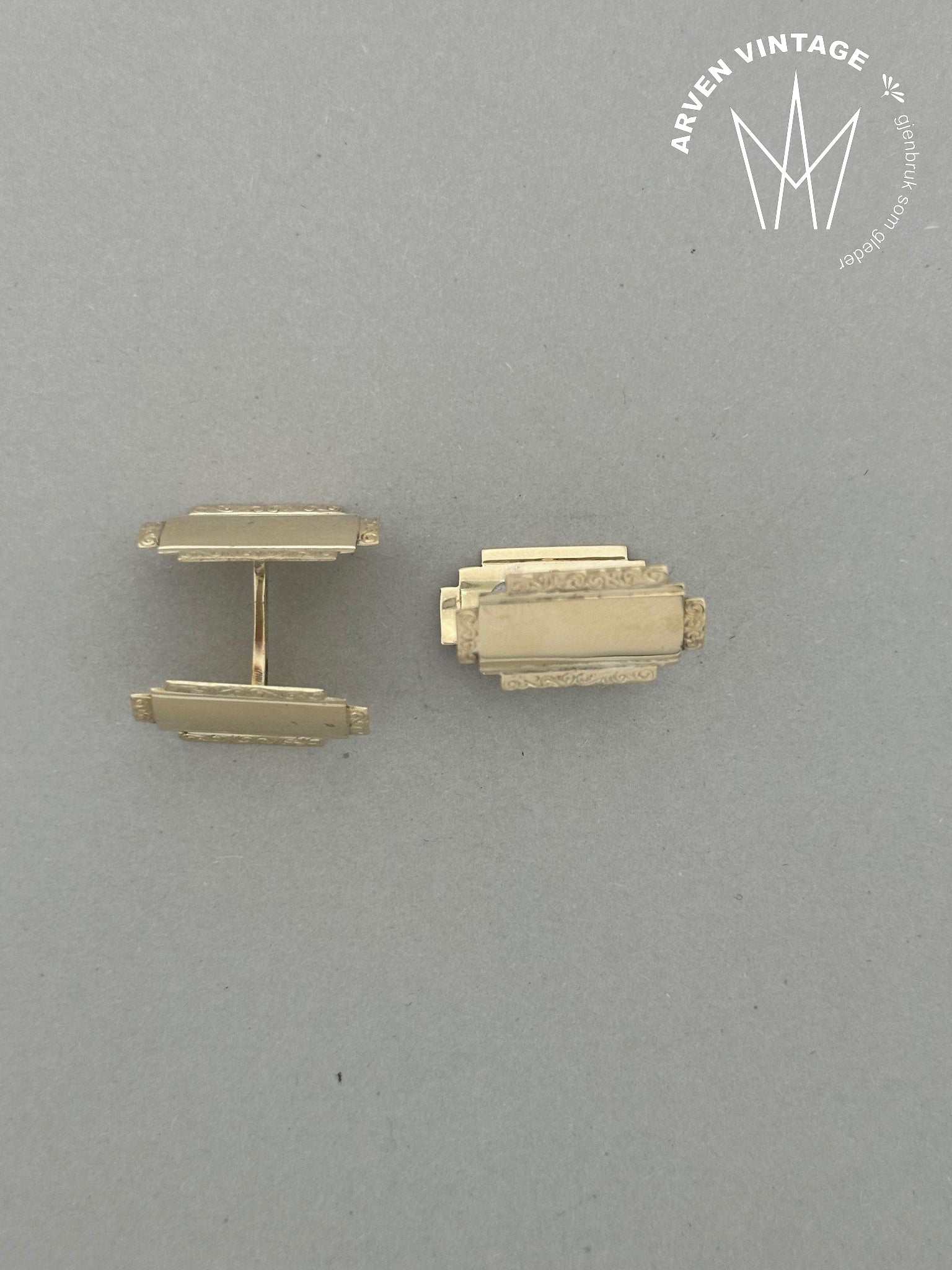 Vintage mansjettknapper i gult gull