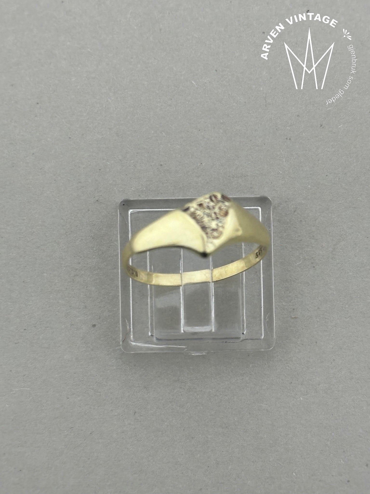 Vintage ring i gult gull str57