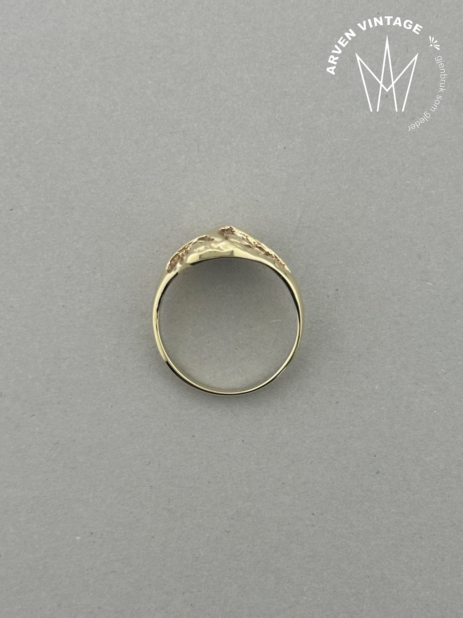 Vintage ring i gult gull str 52