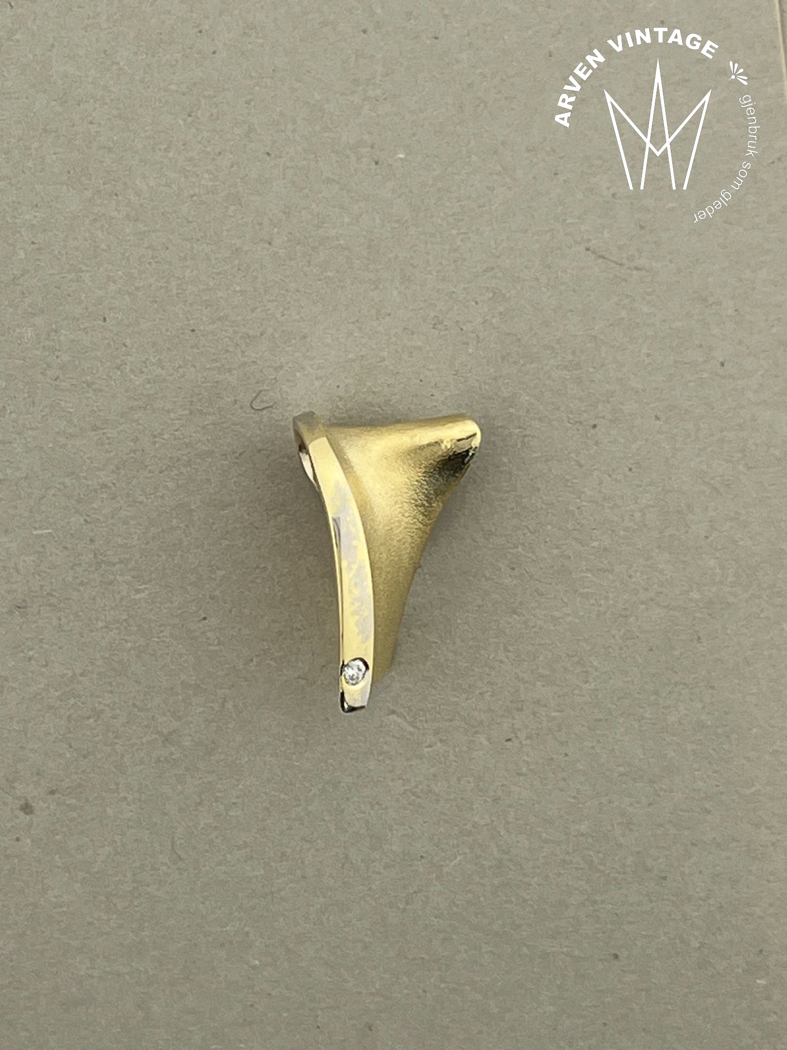 Vintage anheng gult gull