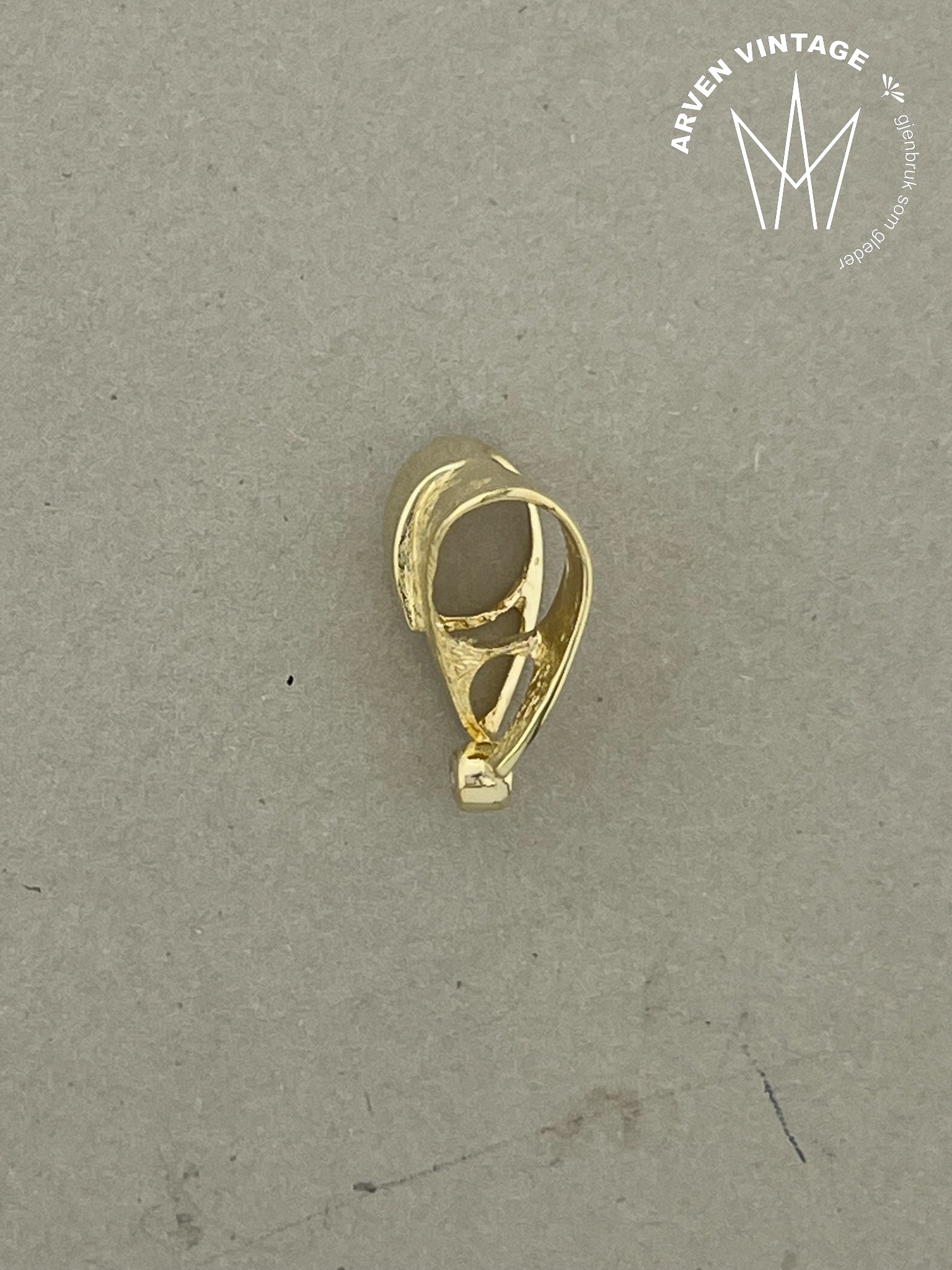 Vintage diamantanheng gult gull