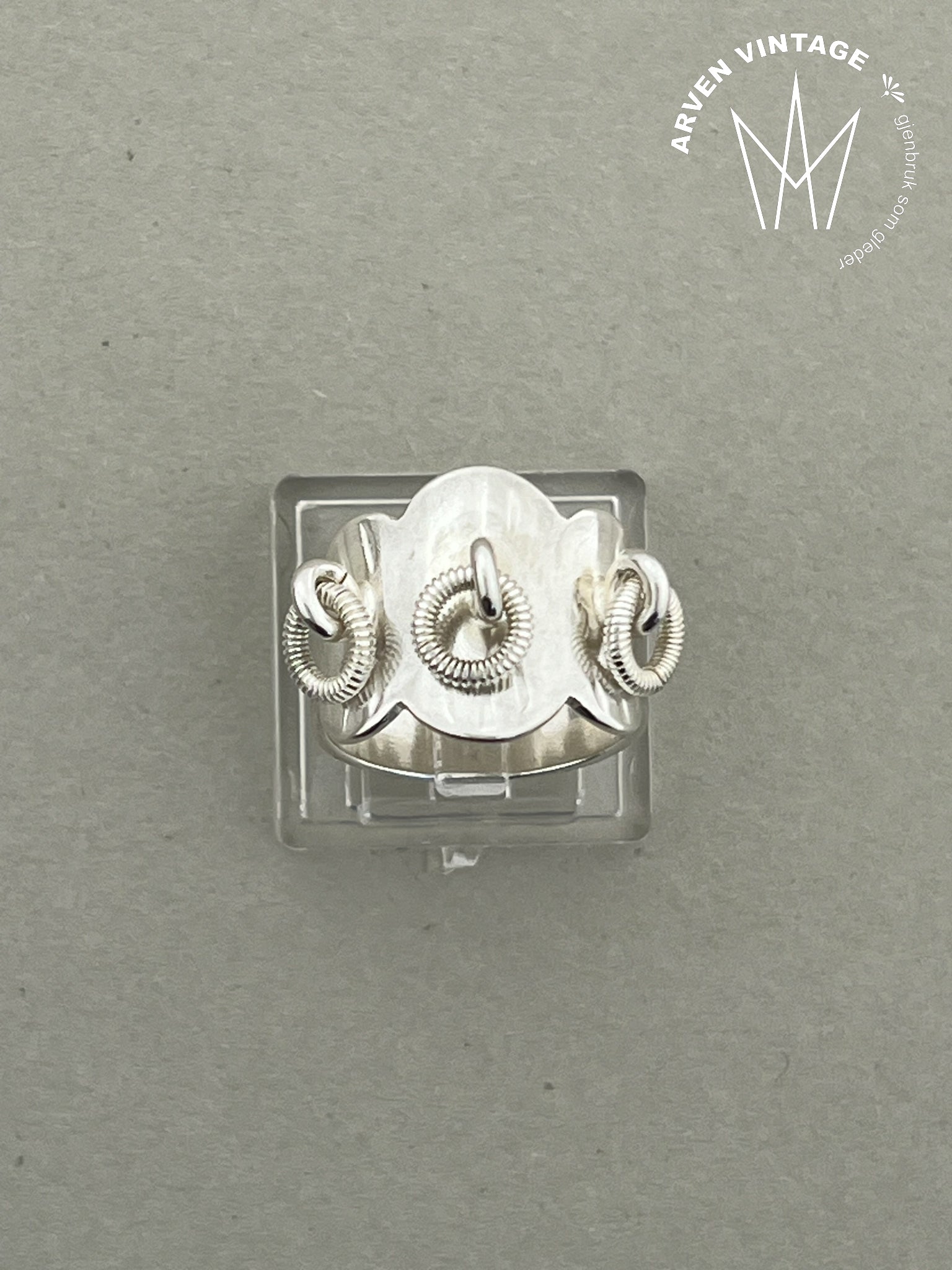 Vintage sølv komsering str 51