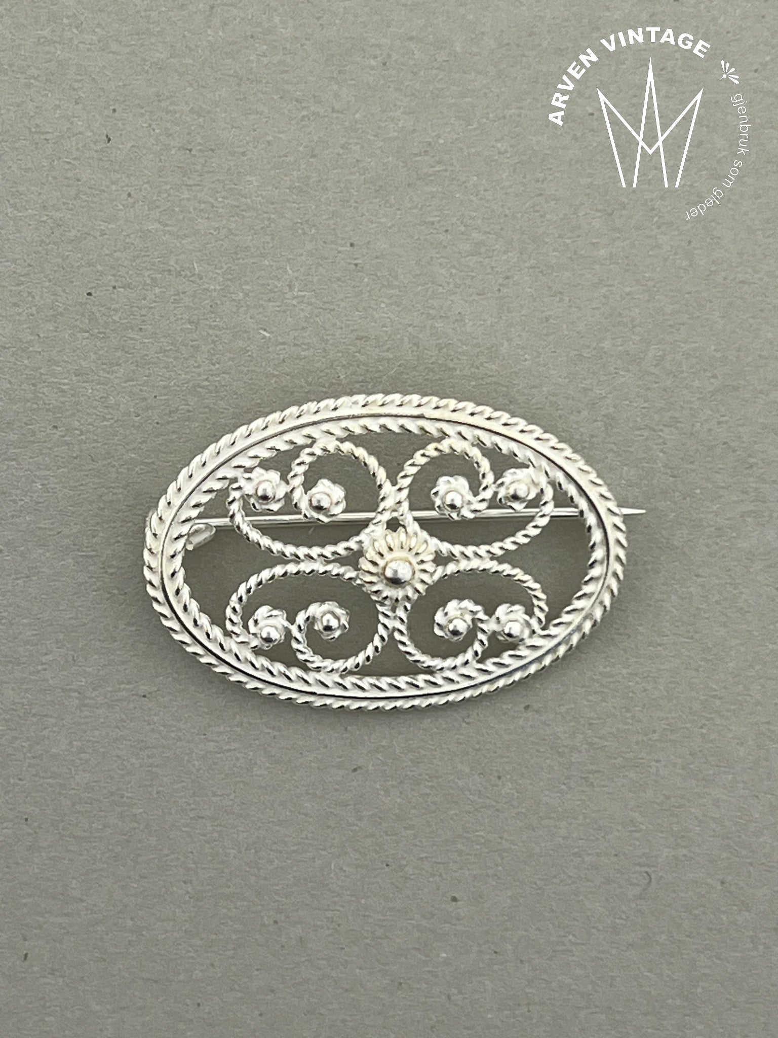 Vintage sølv filigranbrosje