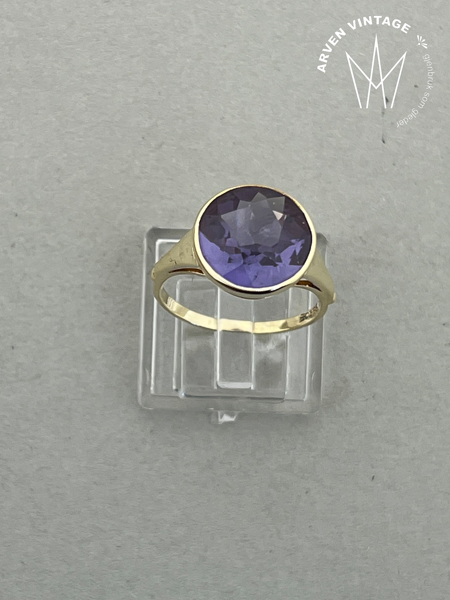 Vintage ring gult gull str55 lilla sten