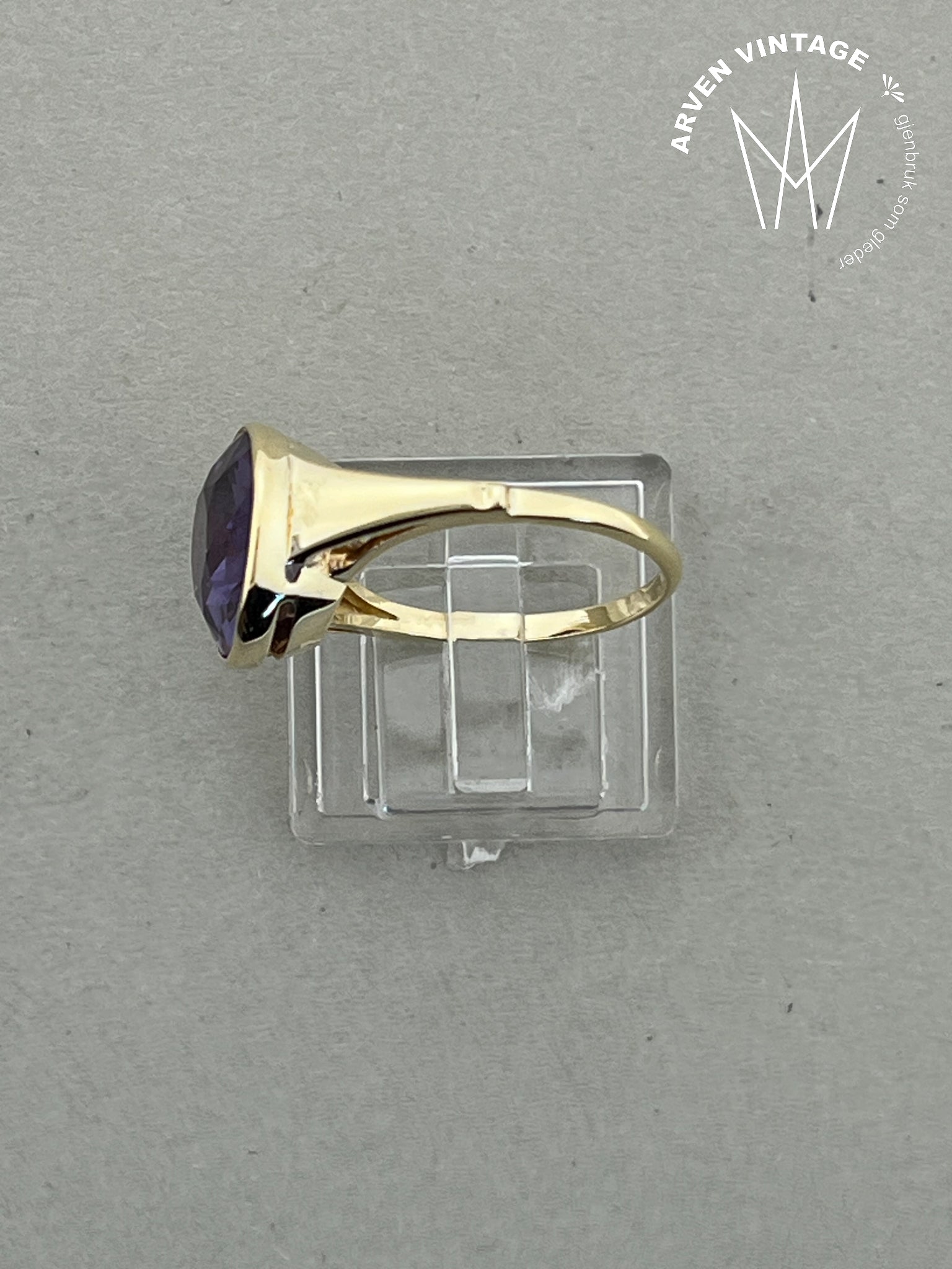 Vintage ring gult gull str55 lilla sten