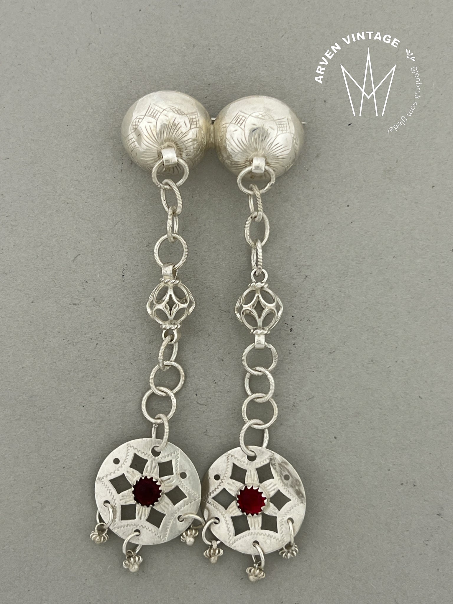 Vintage sølv halssølje med røde stener