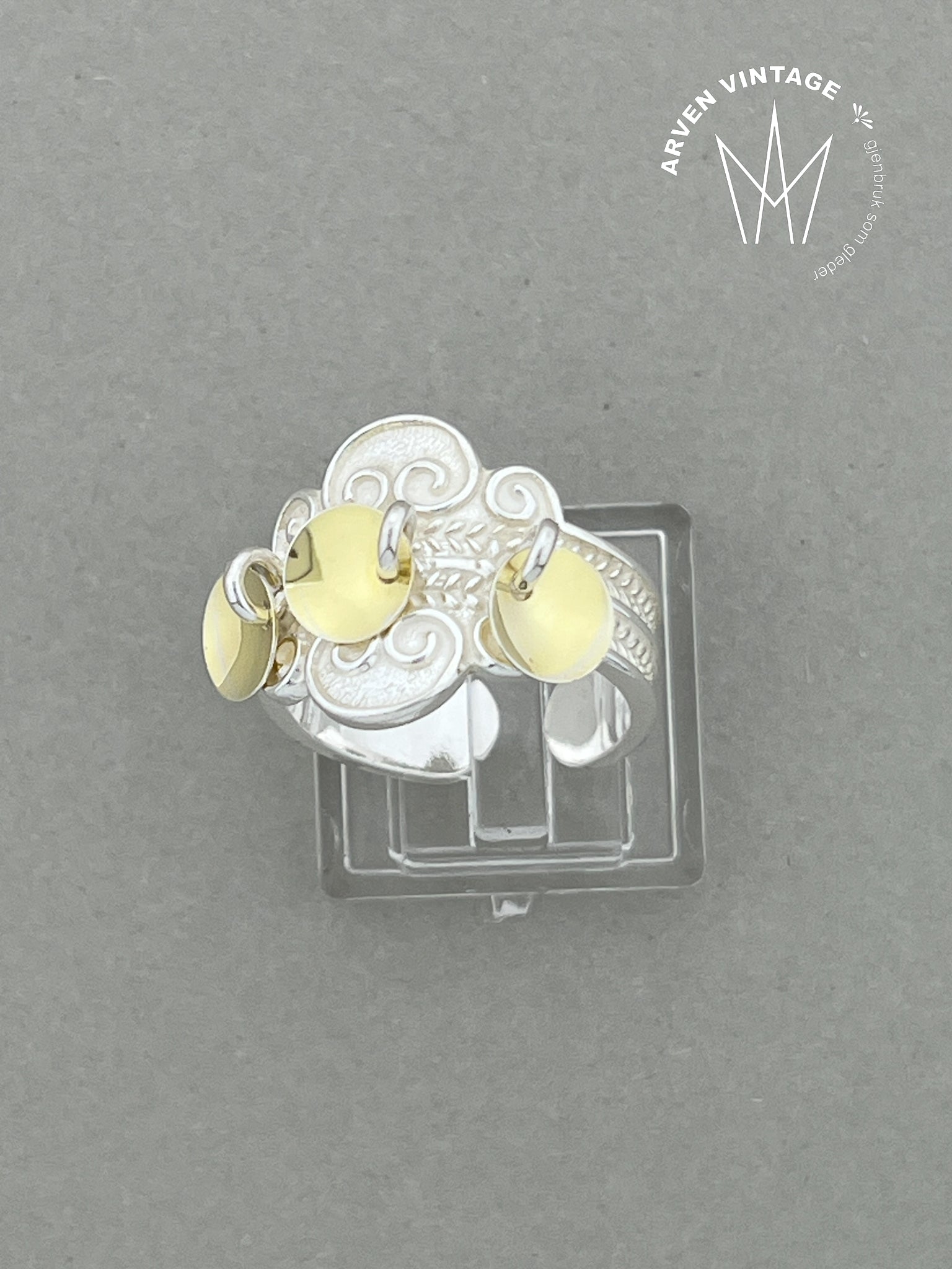 Vintage sølv ring med løv str 56