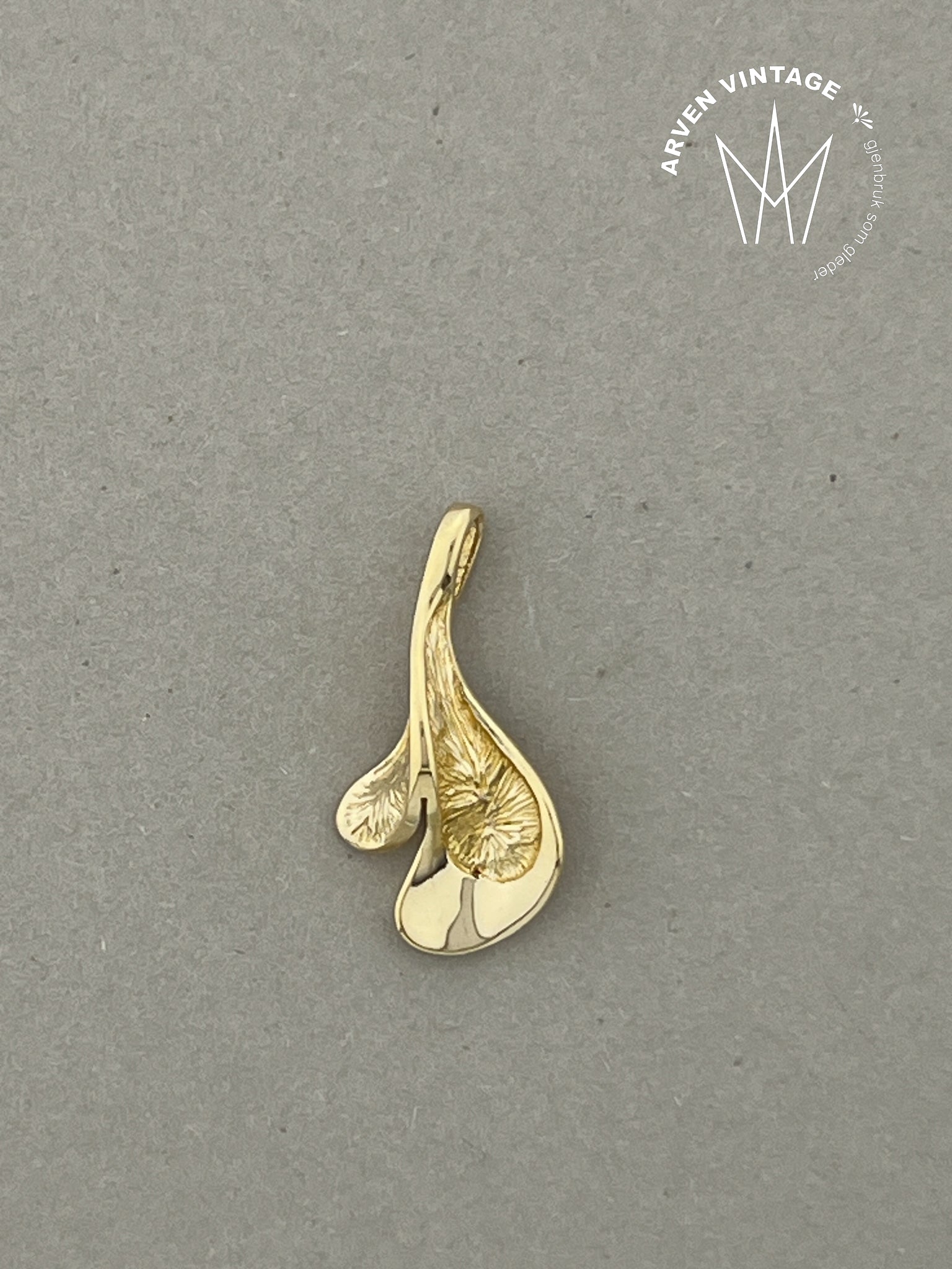Vintage anheng gult gull