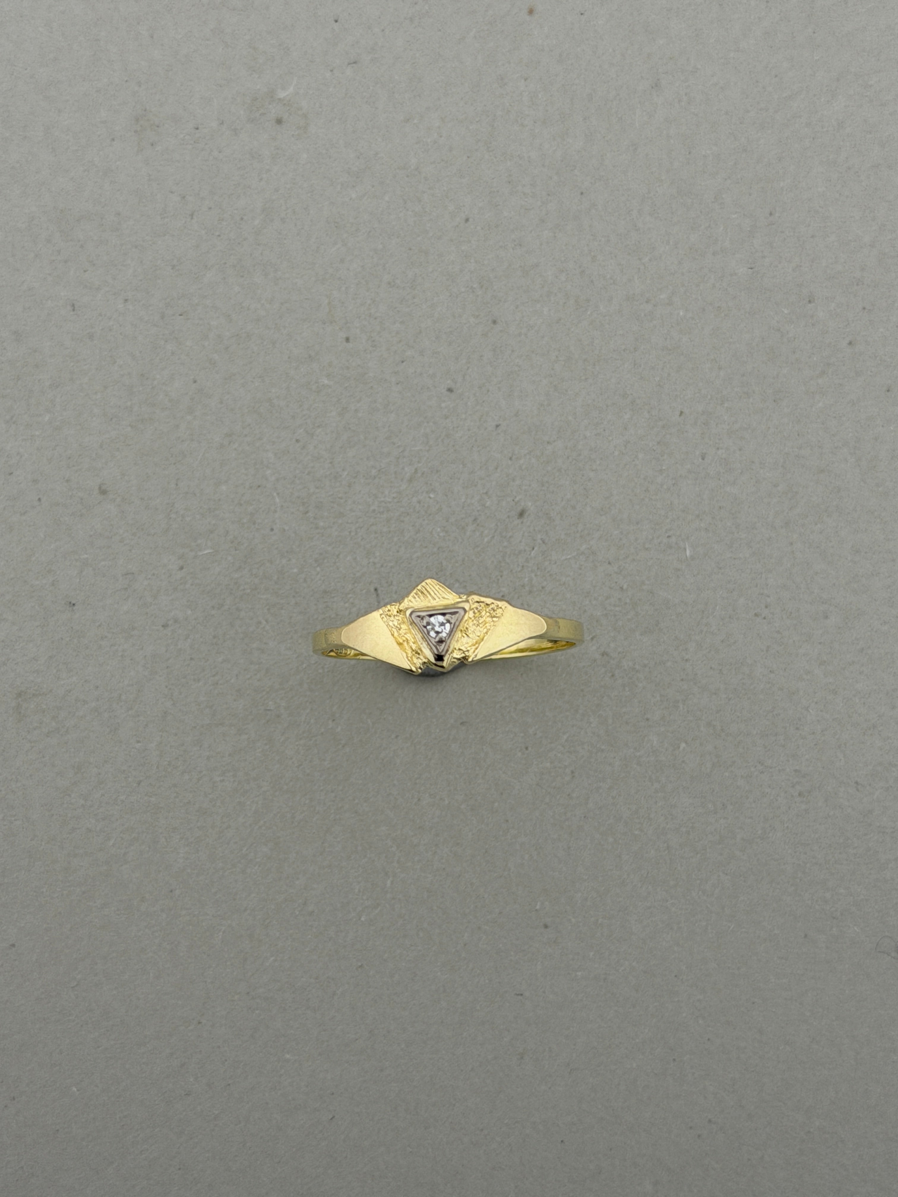 Vintage diamantring gult gull str 54