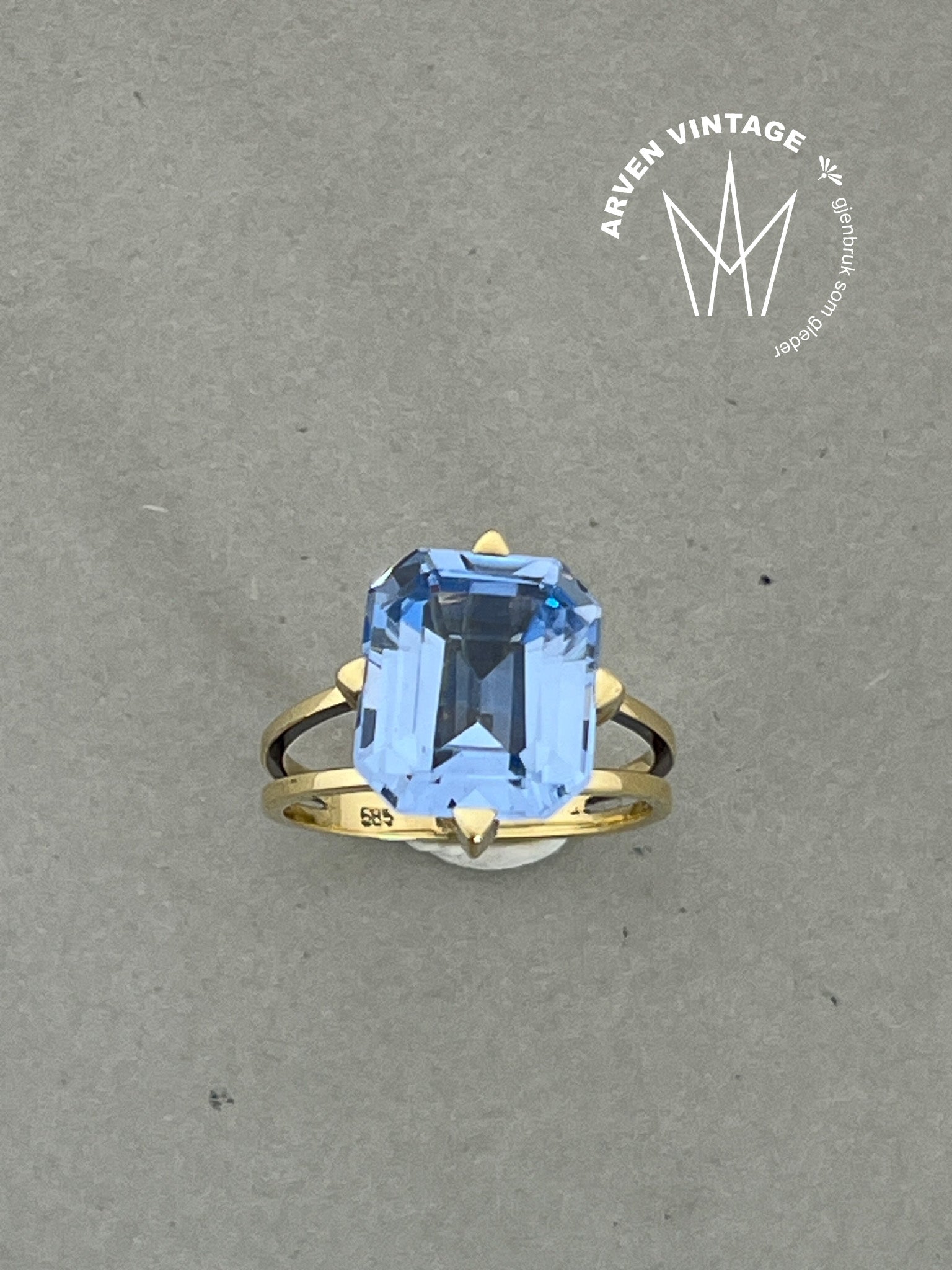 Vintage ring gult gull lysblå sten str52