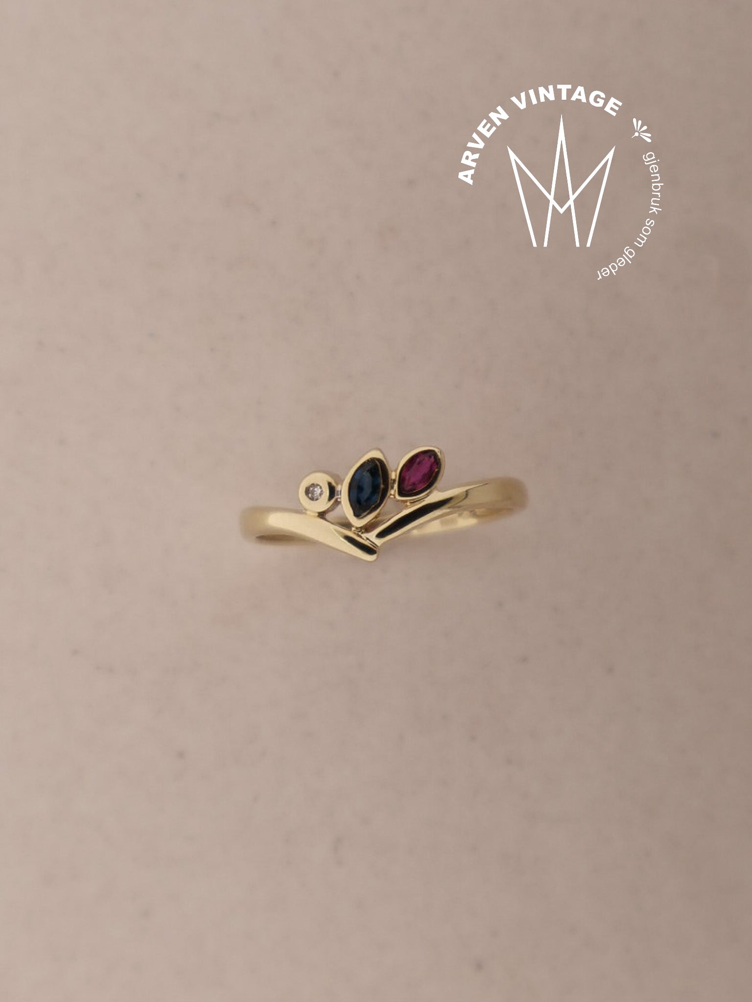 Vintage ring gult gull str56 fargede stener