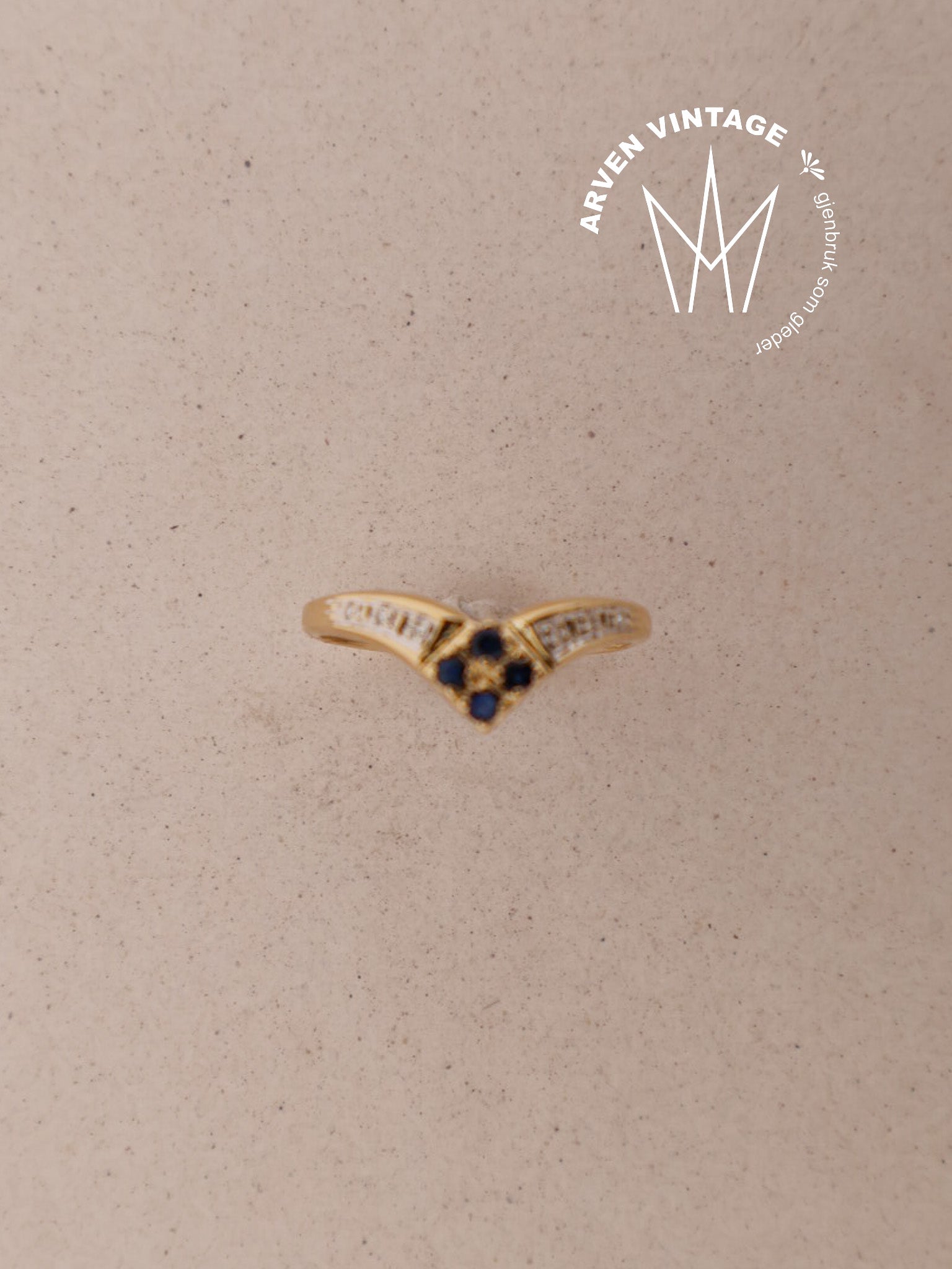 Vintage diamantring 18K gult gull str56