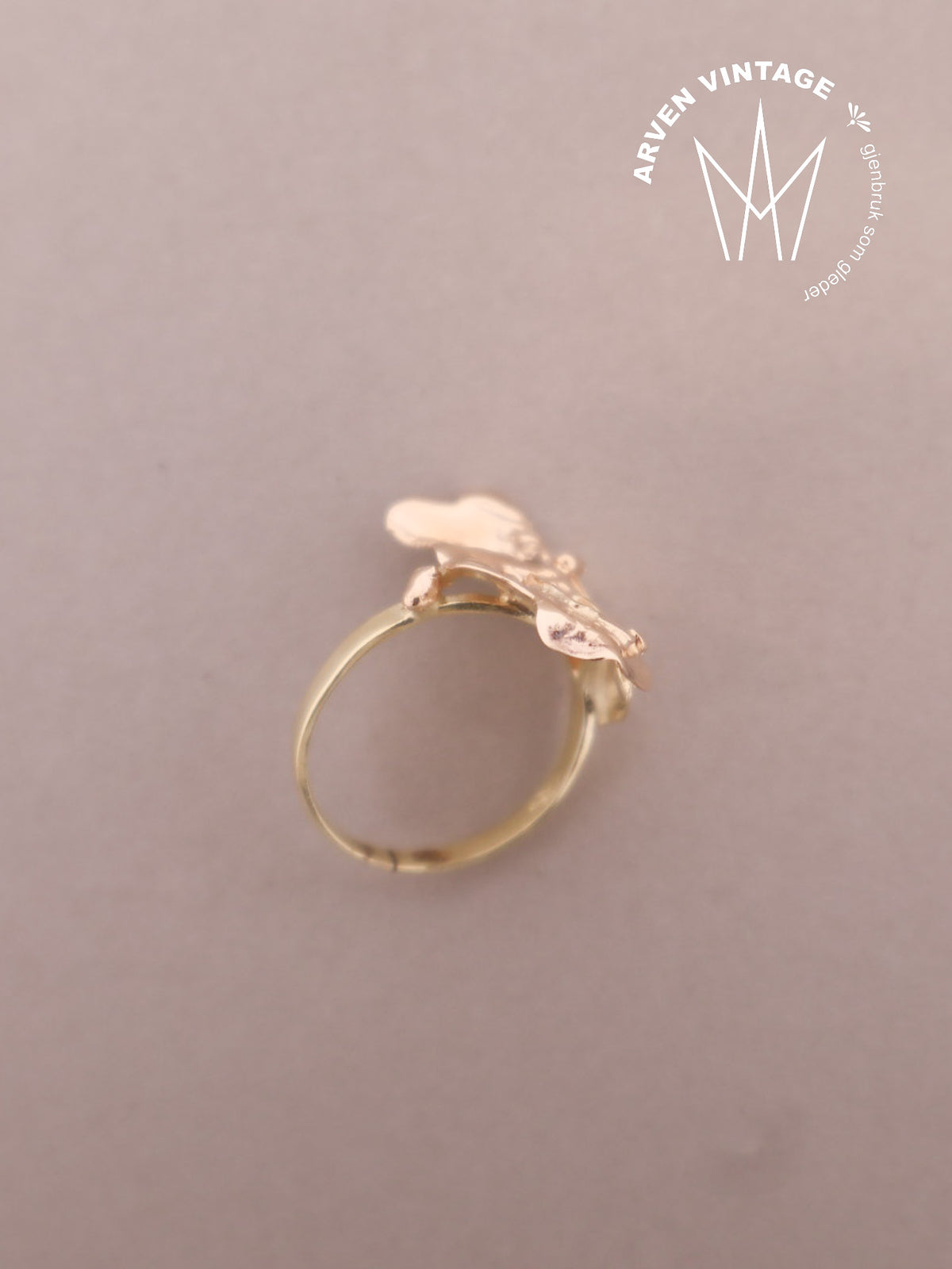 Vintage ring gult gull