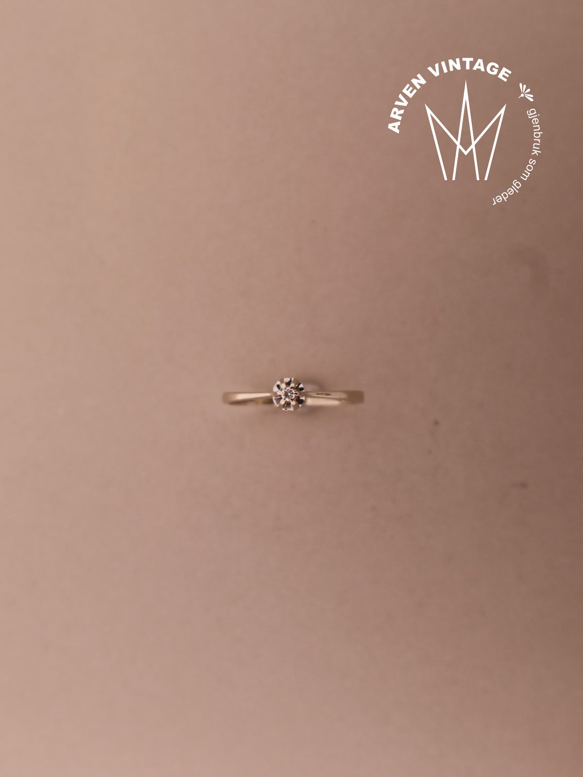 Vintage ring hvitt gull