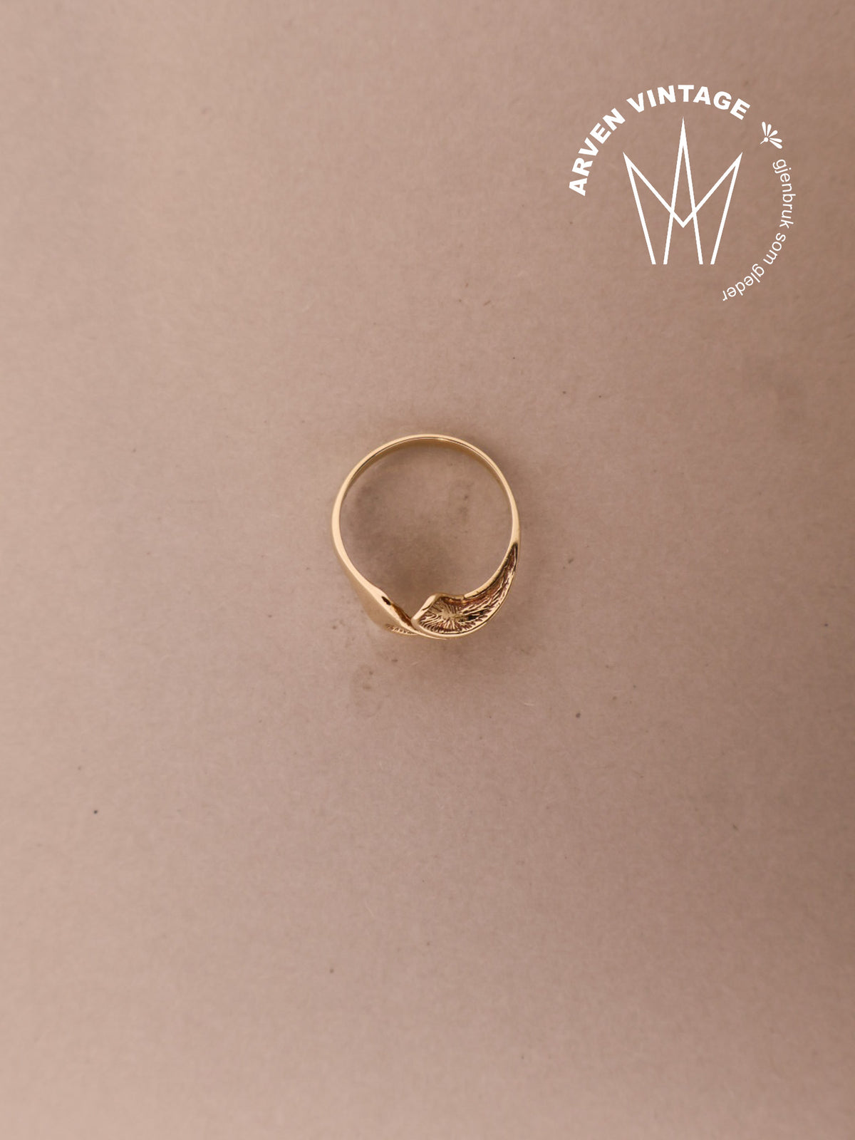 Vintage ring gult gull