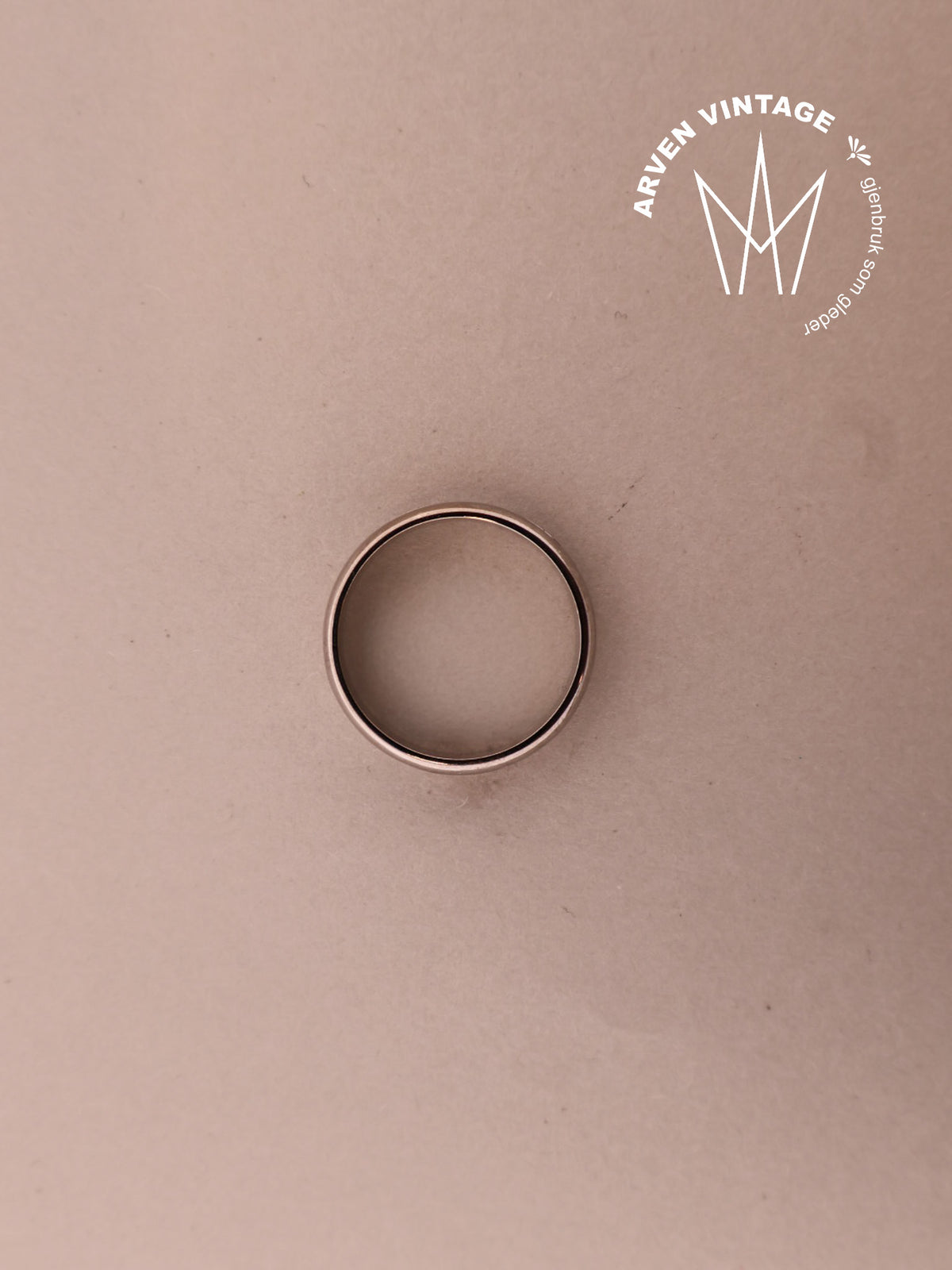 Vintage ring hvitt gull str. 65