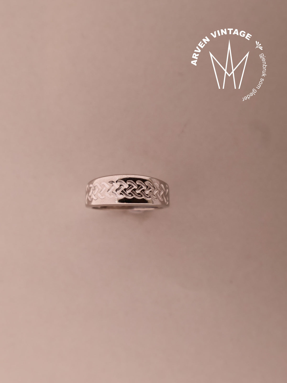 Vintage ring hvitt gull str. 62