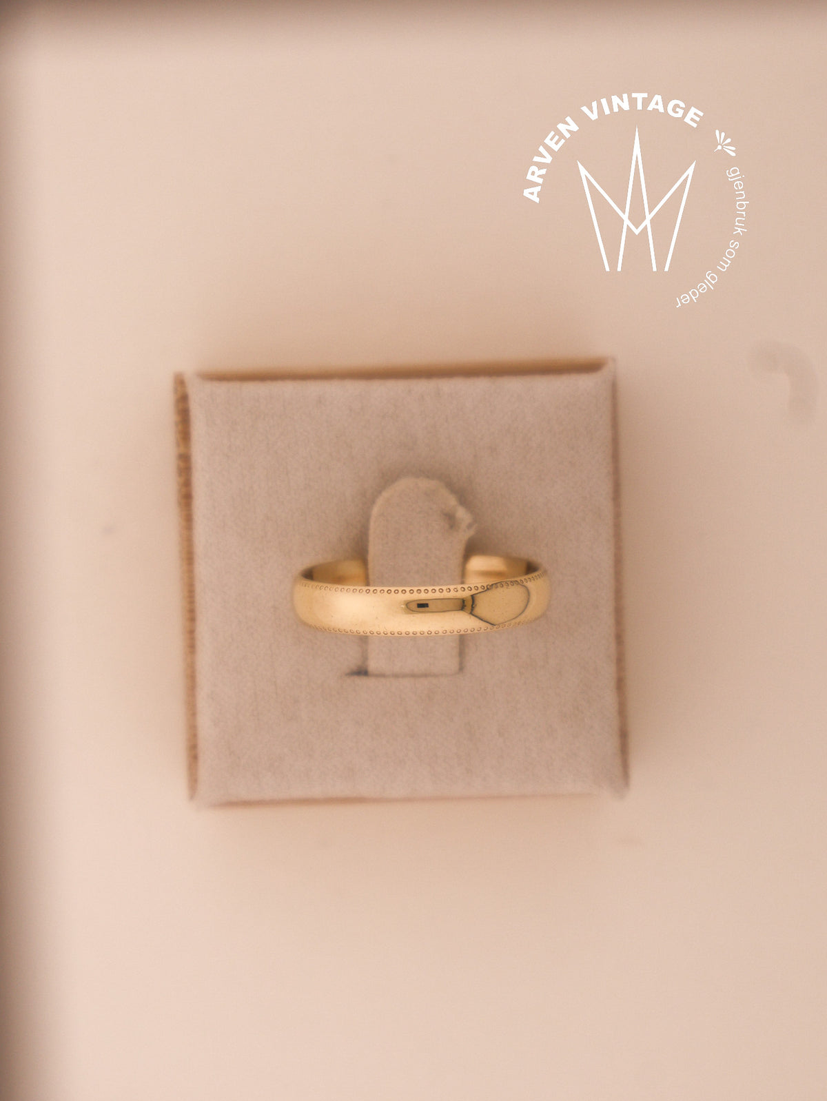 Vintage yellow gold ring size 58