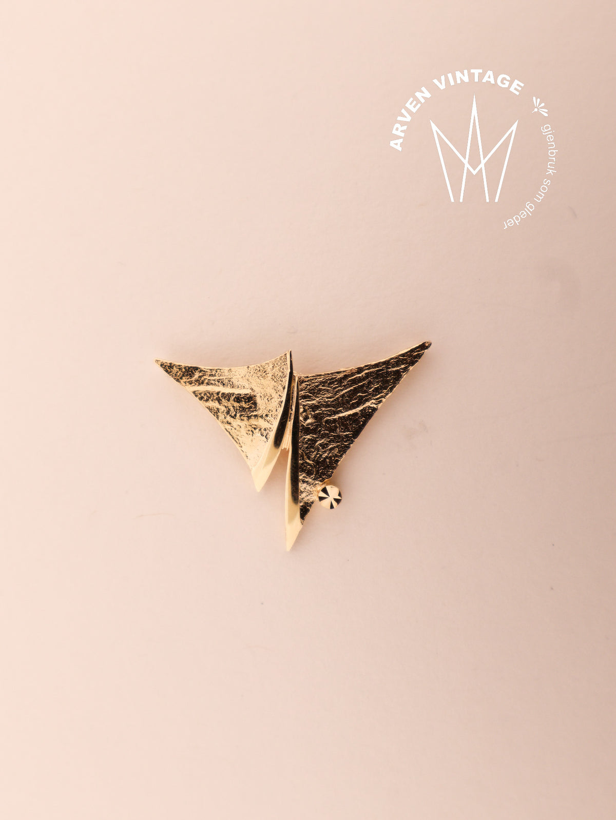 Vintage pendant yellow gold